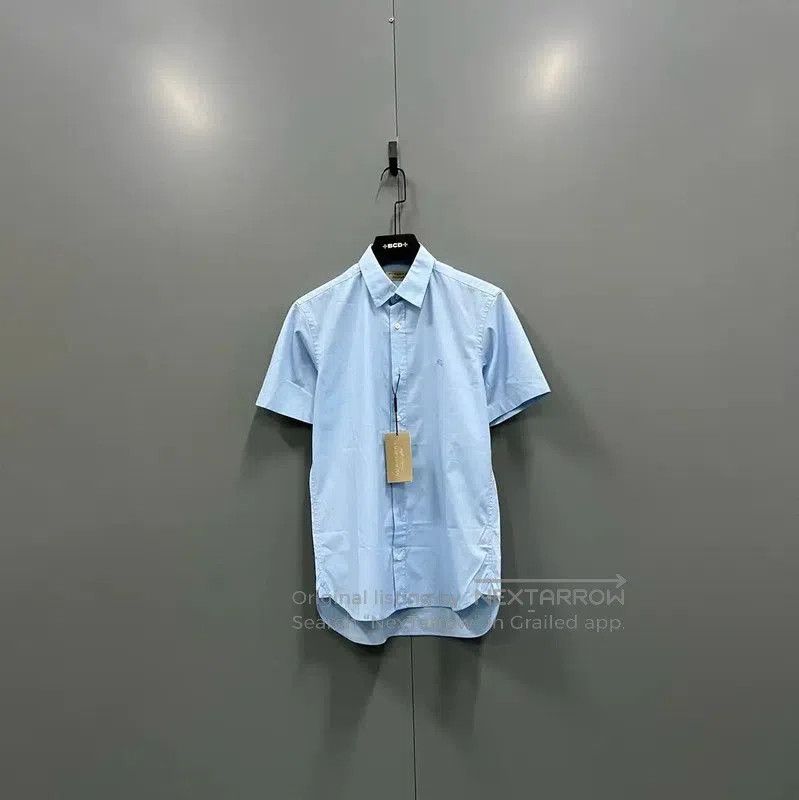 Burberry Burberry Women's Short Sleeve Blue Cotton Shirt. Size S / US 4 / IT 40 - 1 Thumbnail
