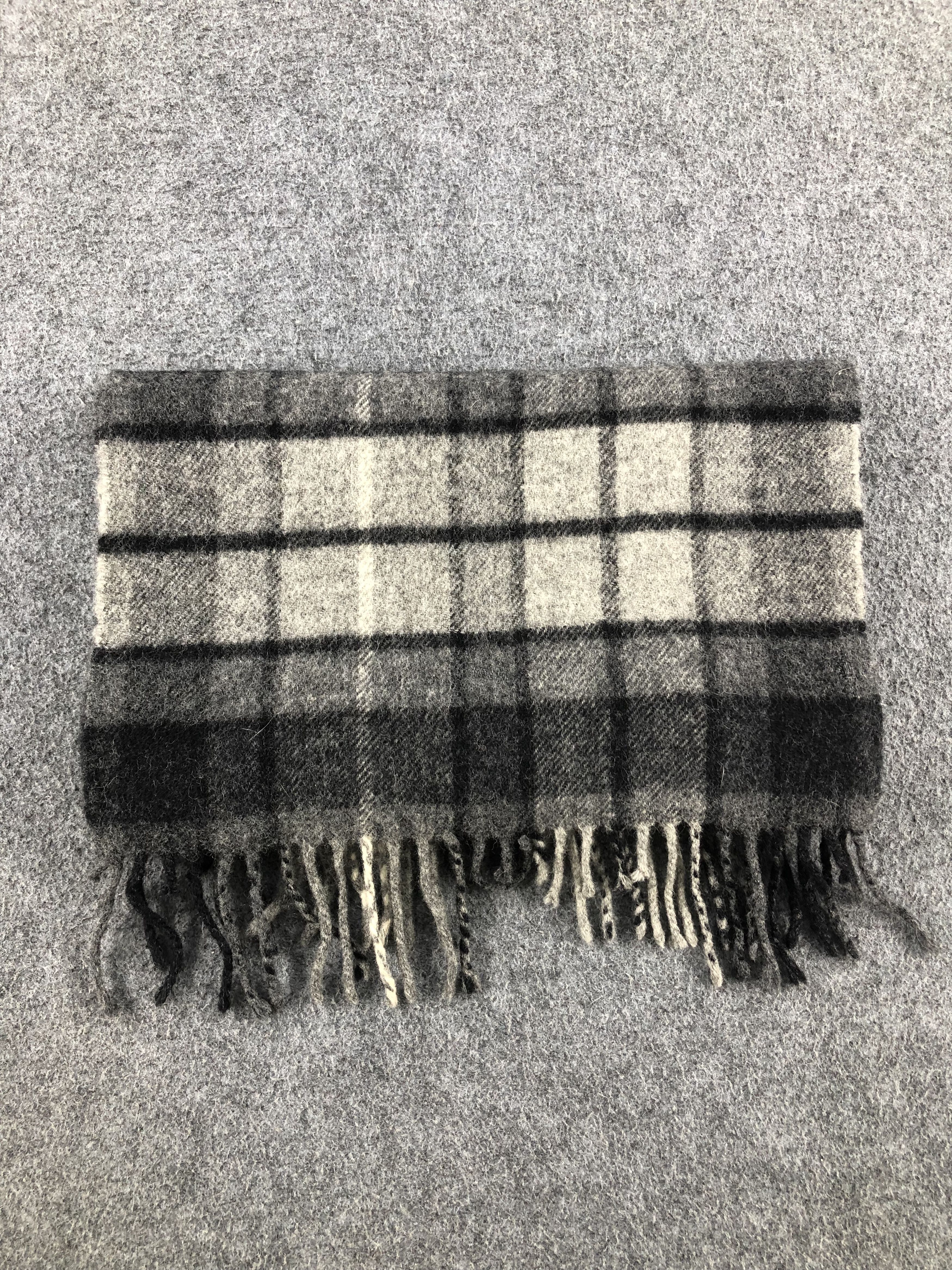 Johnstons Of Elgin Johnstons Of Elgin Scarf / Muffler / Neckwear Size ONE SIZE - 6 Thumbnail