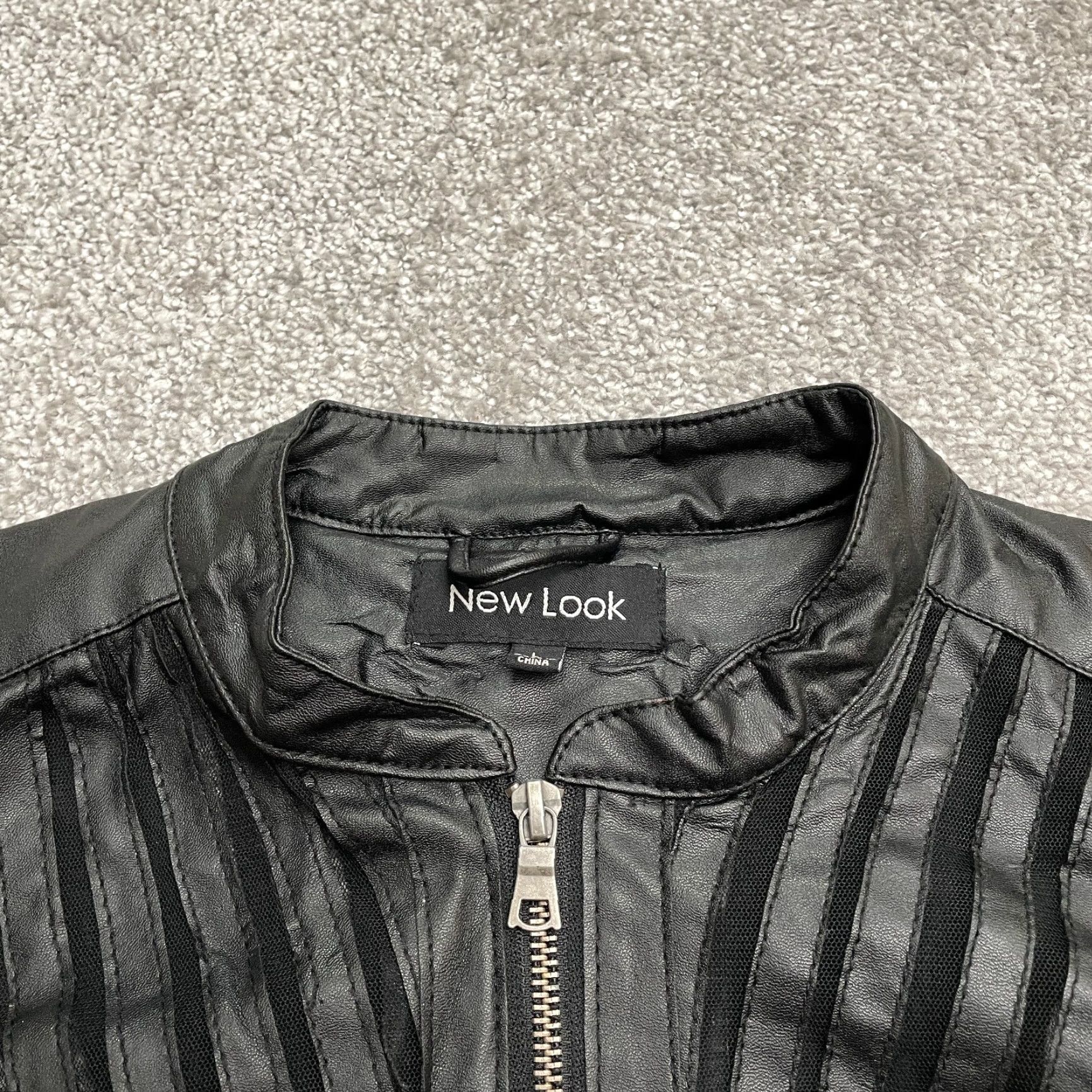 New Look New Look Cropped Jacket - Black - Juniors Large - Full Zip - Casual Outdoor - Leather Look - Logo Accent - Long Sleeve - Solid - JACKET Women Size L / US 10 / IT 46 - 3 Thumbnail
