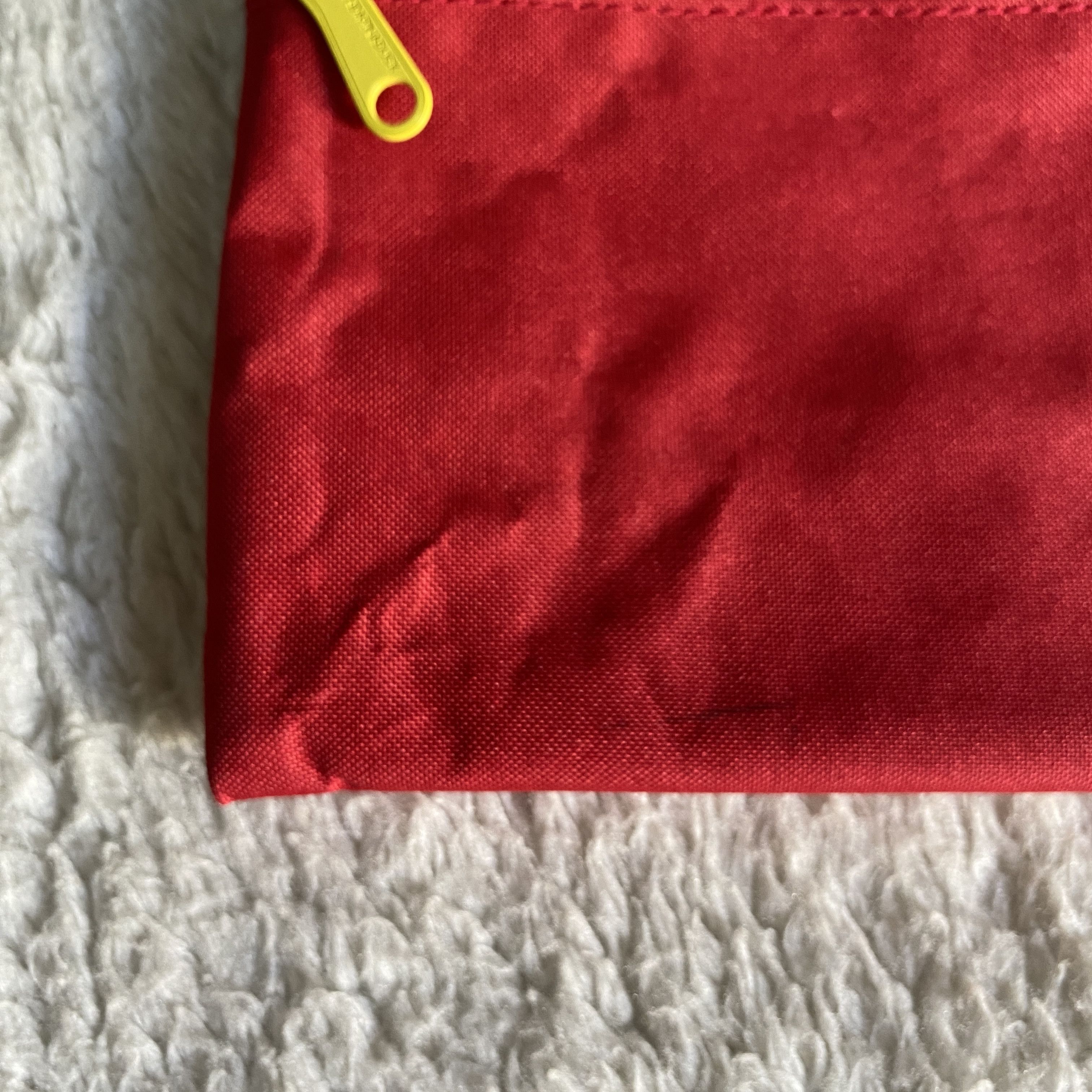 Other Mandarina Duck Amenity Kit Bag – Light Red – Brand New Size ONE SIZE - 2 Thumbnail