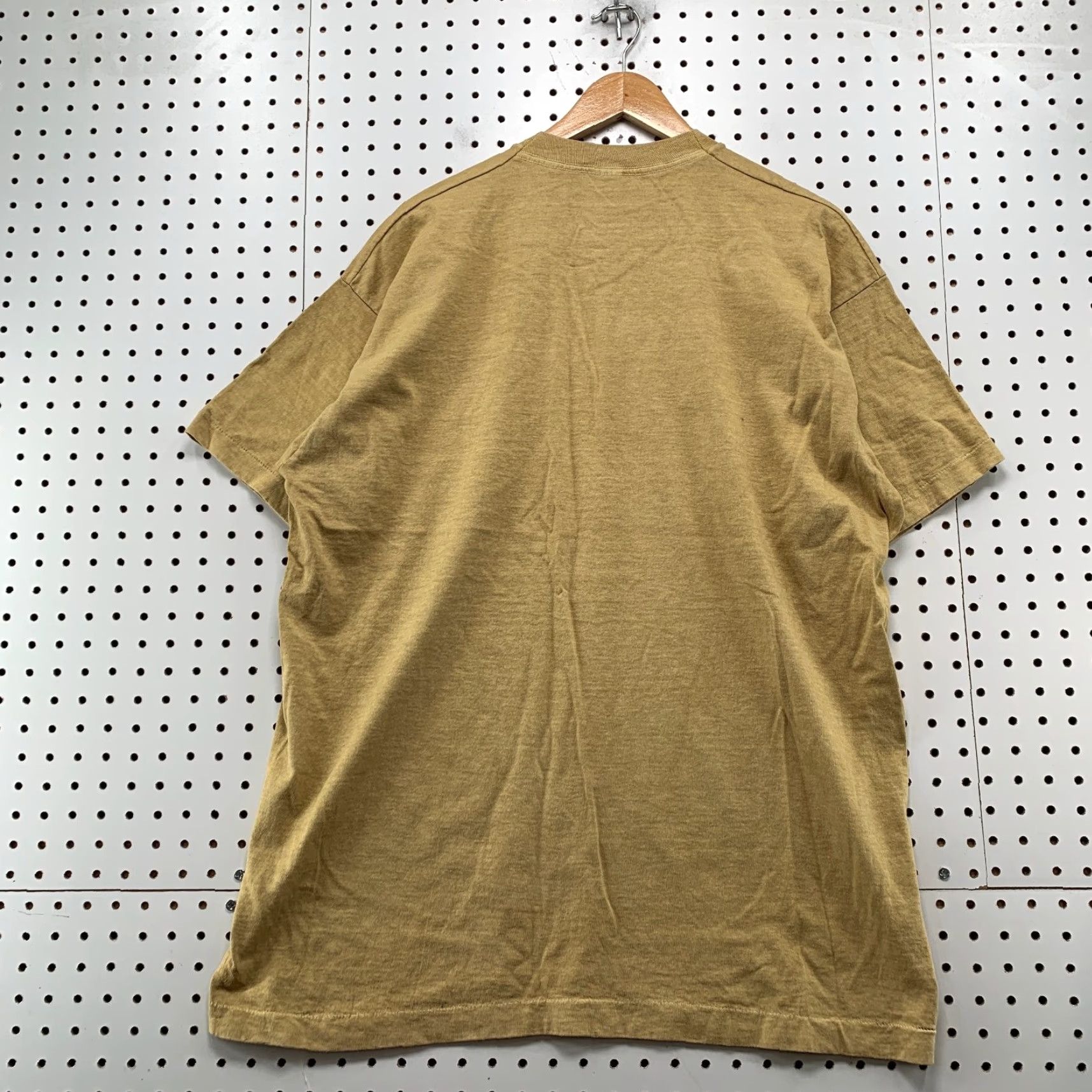 Fruit Of The Loom VINTAGE Ravinia Festival Shirt Mens 2XL Beige Cotton 90s Music USA Fruit of the Loom T-Shirt Short Sleeve Crew Neck 1980s-1990s Mens Size US XXL / EU 58 / 5 - 2 Thumbnail