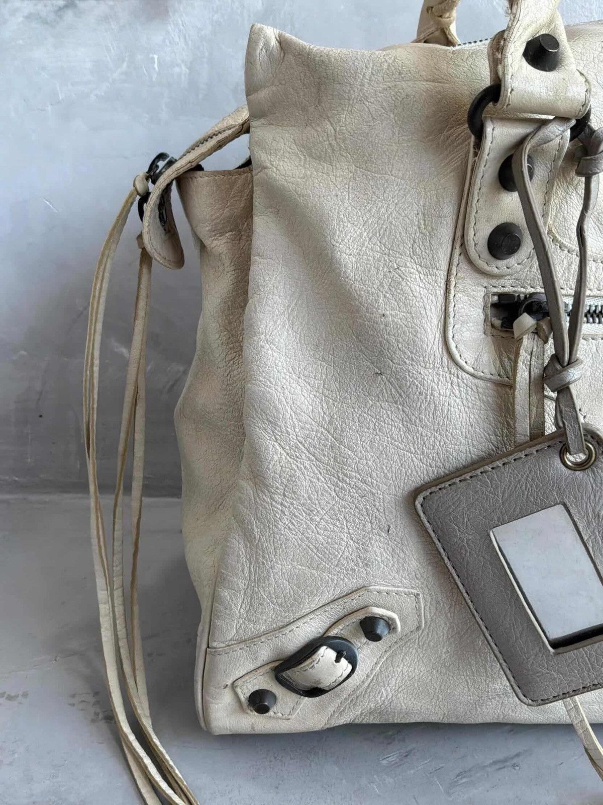 Balenciaga Balenciaga - Motorcycle ‘Midday’ Lambskin Leather Handbag Size ONE SIZE - 5 Thumbnail