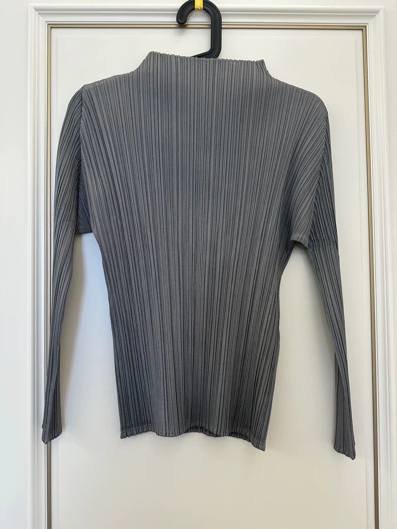 Issey Miyake issey miyake size:3 grey shirt 2505-Nextarrow Size XXS / US 00 / IT 34 - 1 Thumbnail