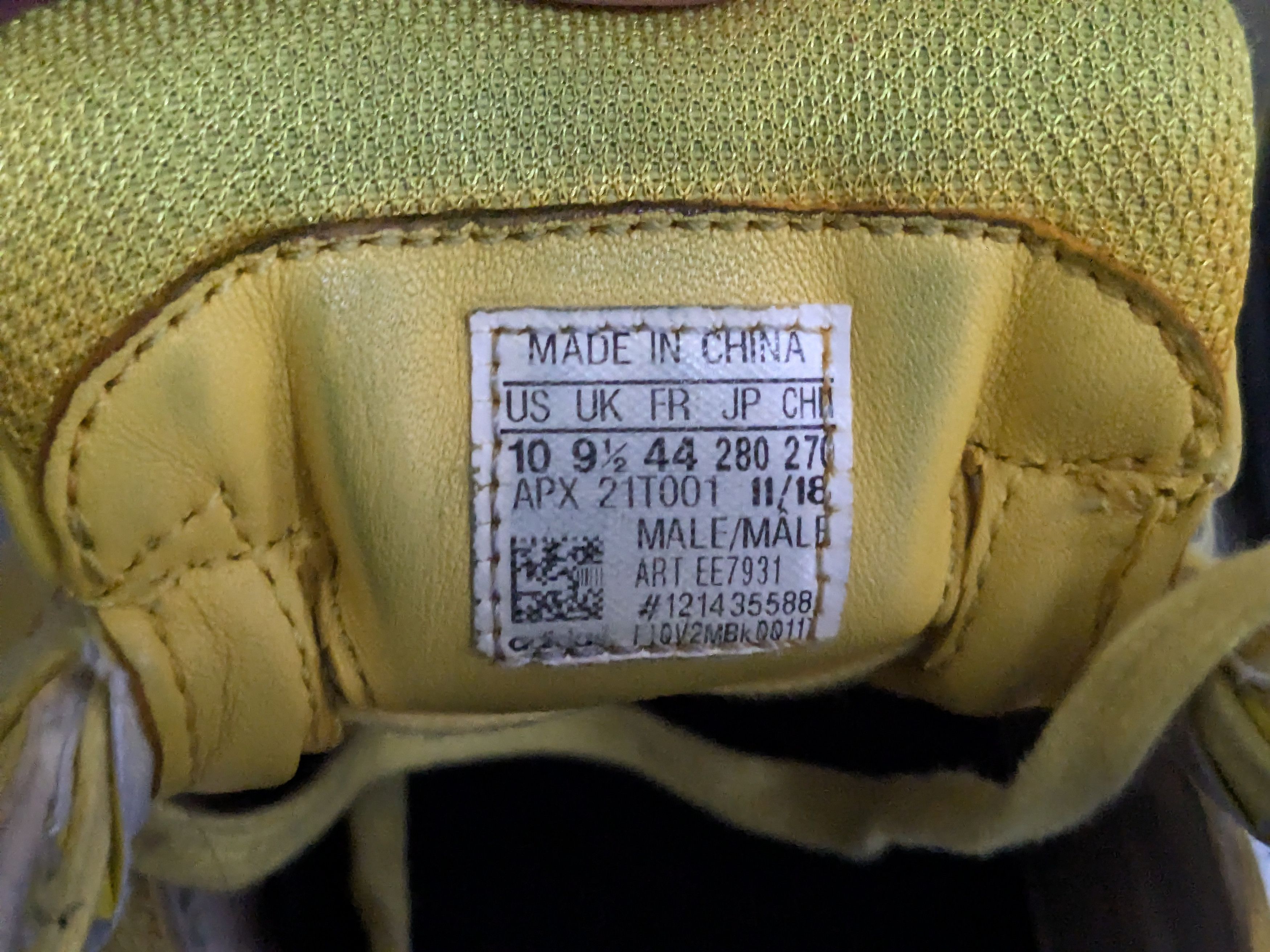 Adidas × Raf Simons Adidas x Raf Simons Replicant Ozweego Yellow Black 10 Size US 10 / EU 43 - 6 Thumbnail