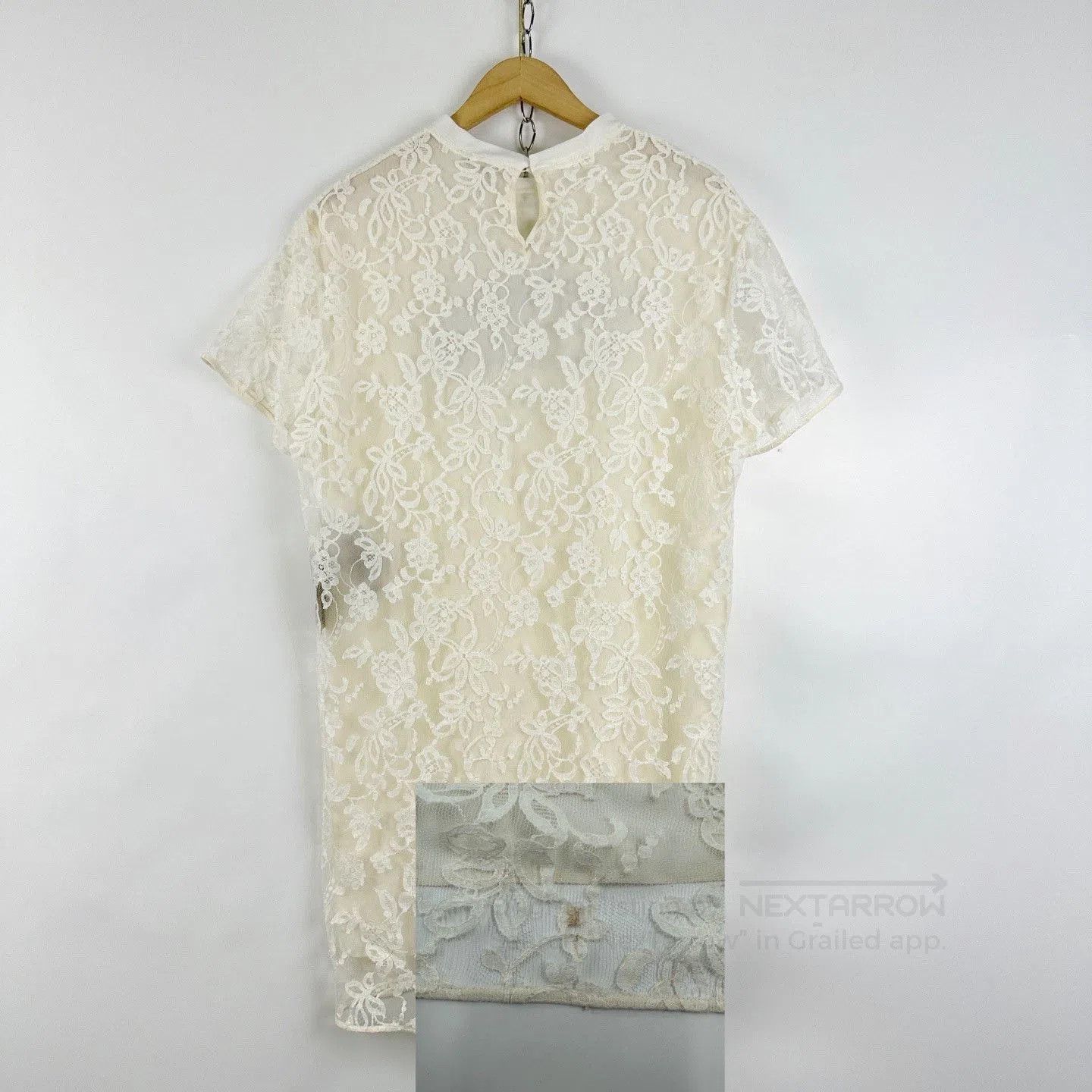 Burberry Burberry Lace Silk Logo Two-Piece Dress. Size XS / US 0-2 / IT 36-38 - 4 Thumbnail