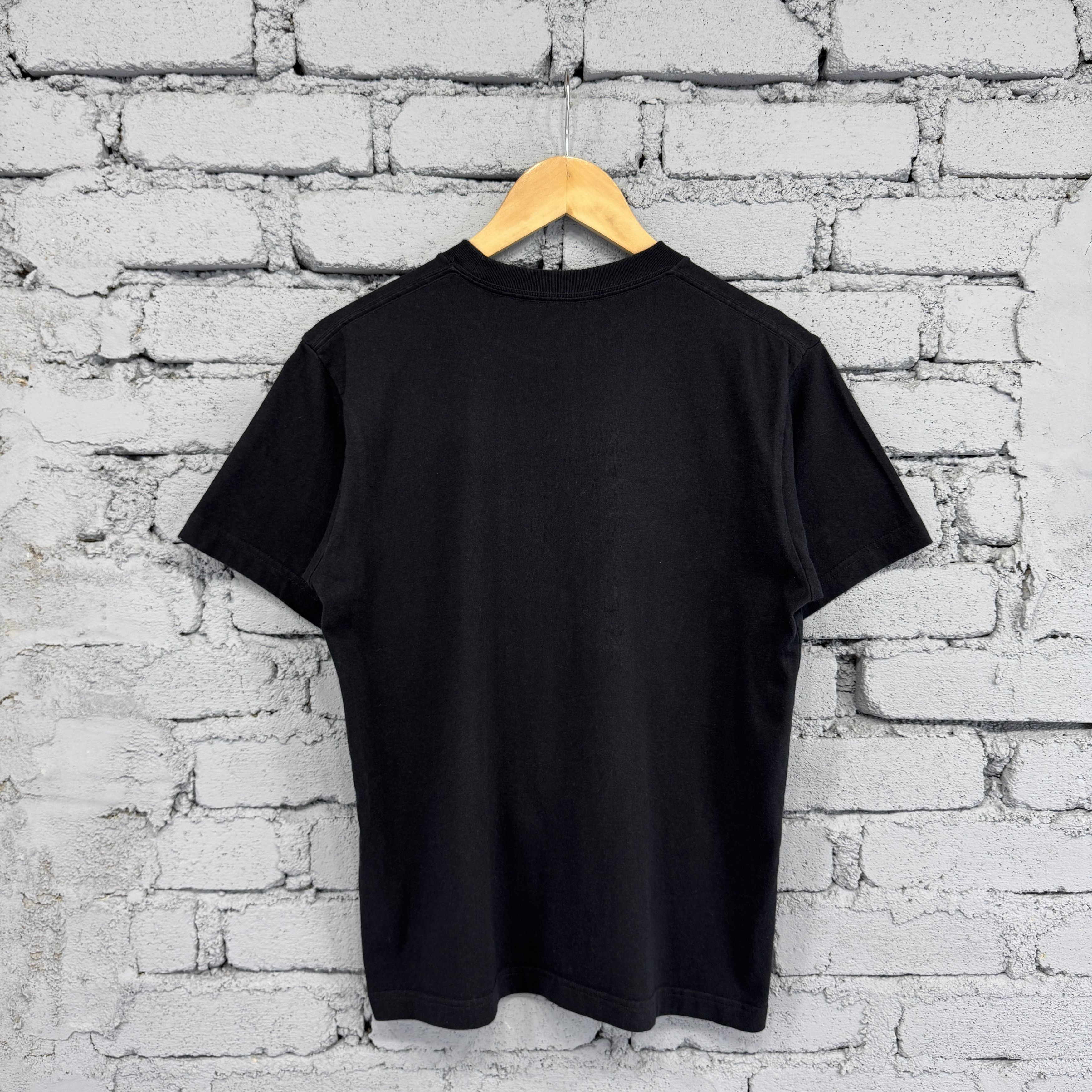 Uniqlo UNIQLO UT Oshi no Ko Sunfaded Tshirt Black From Japan Size US S / EU 44-46 / 1 - 2 Thumbnail