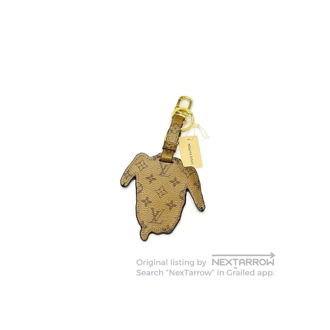 Louis Vuitton Louis Vuitton Monogram Dog Keychain Charm. Size ONE SIZE - 3 Thumbnail