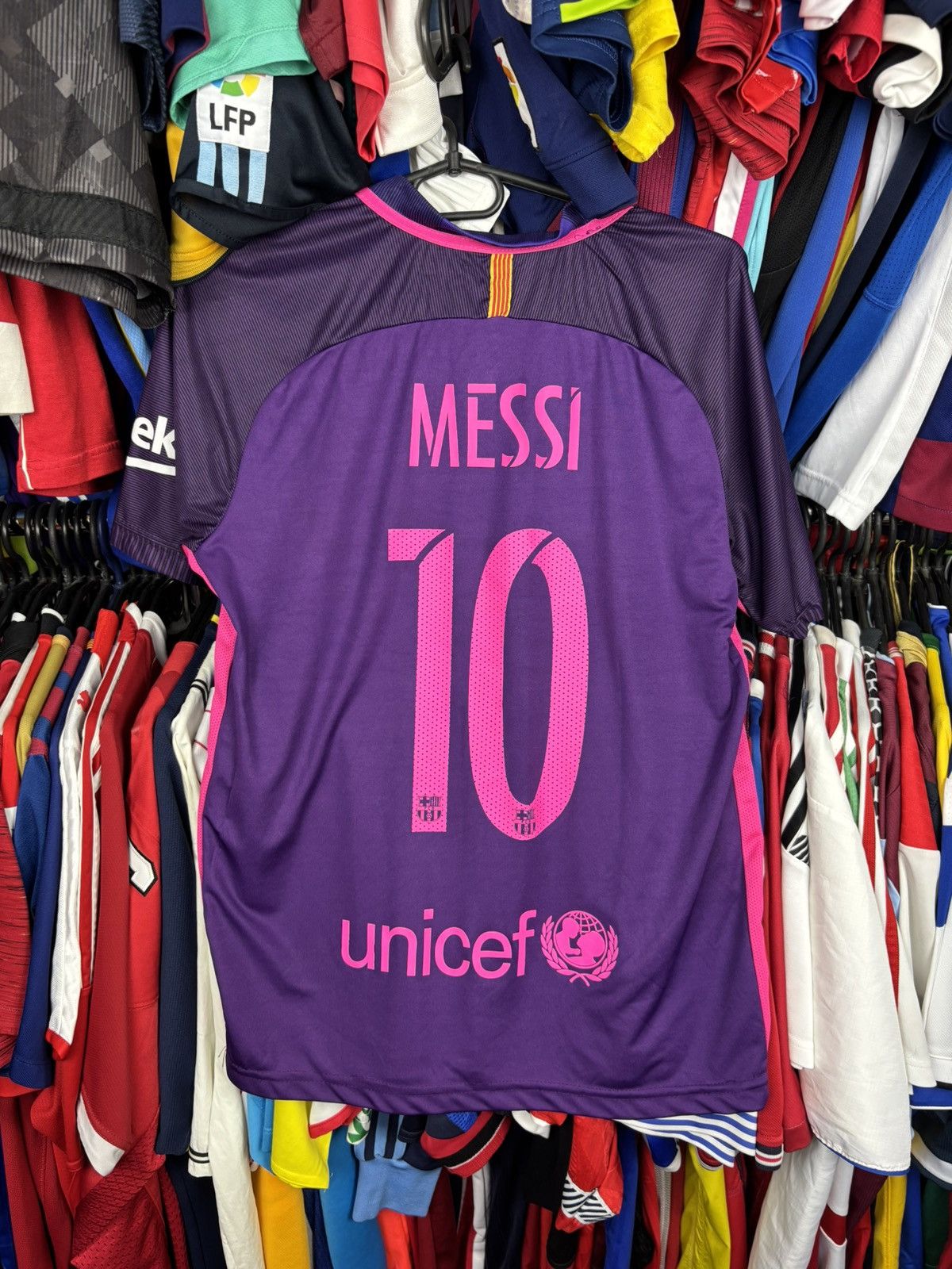 Other Barcelona Messi #10 replica football shirt soccer jersey Size US S / EU 44-46 / 1 - 2 Thumbnail