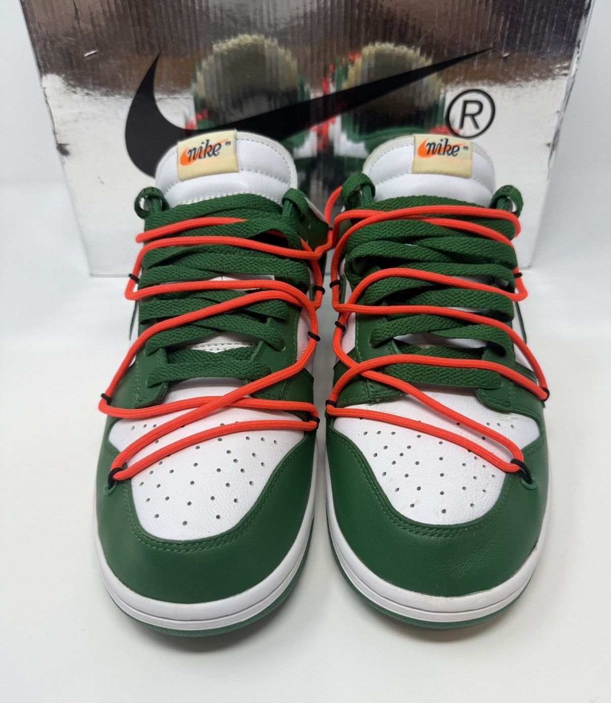 Nike × Off-White Nike Off-White Dunk Low Pine Green Size US 9.5 / EU 42-43 - 2 Thumbnail
