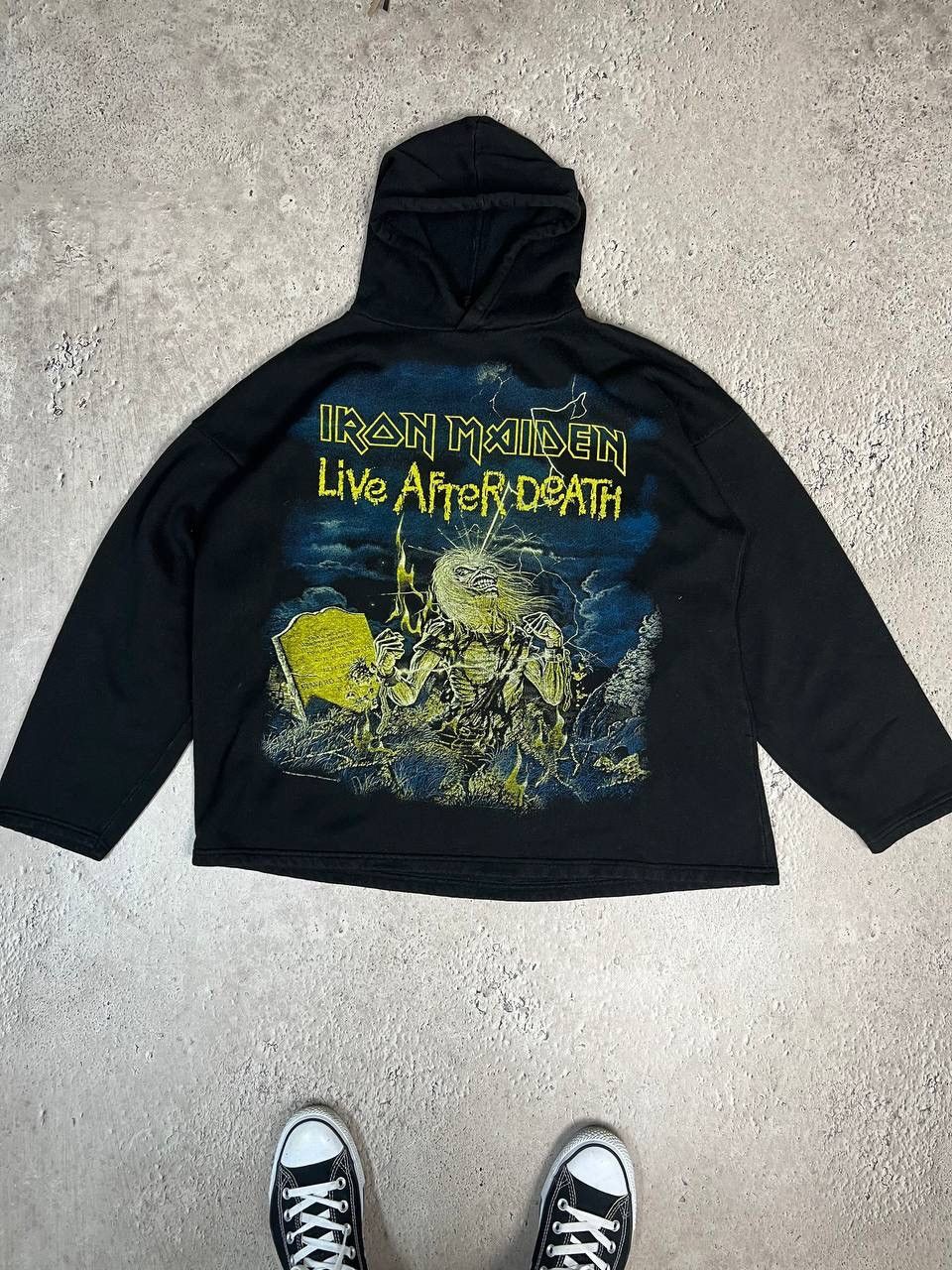 Band Tees × Iron Maiden × Vintage 90s Iron Maiden LIVE AFTER DEATH Faded BOXY HOODIE Size US L / EU 52-54 / 3 - 1 Thumbnail