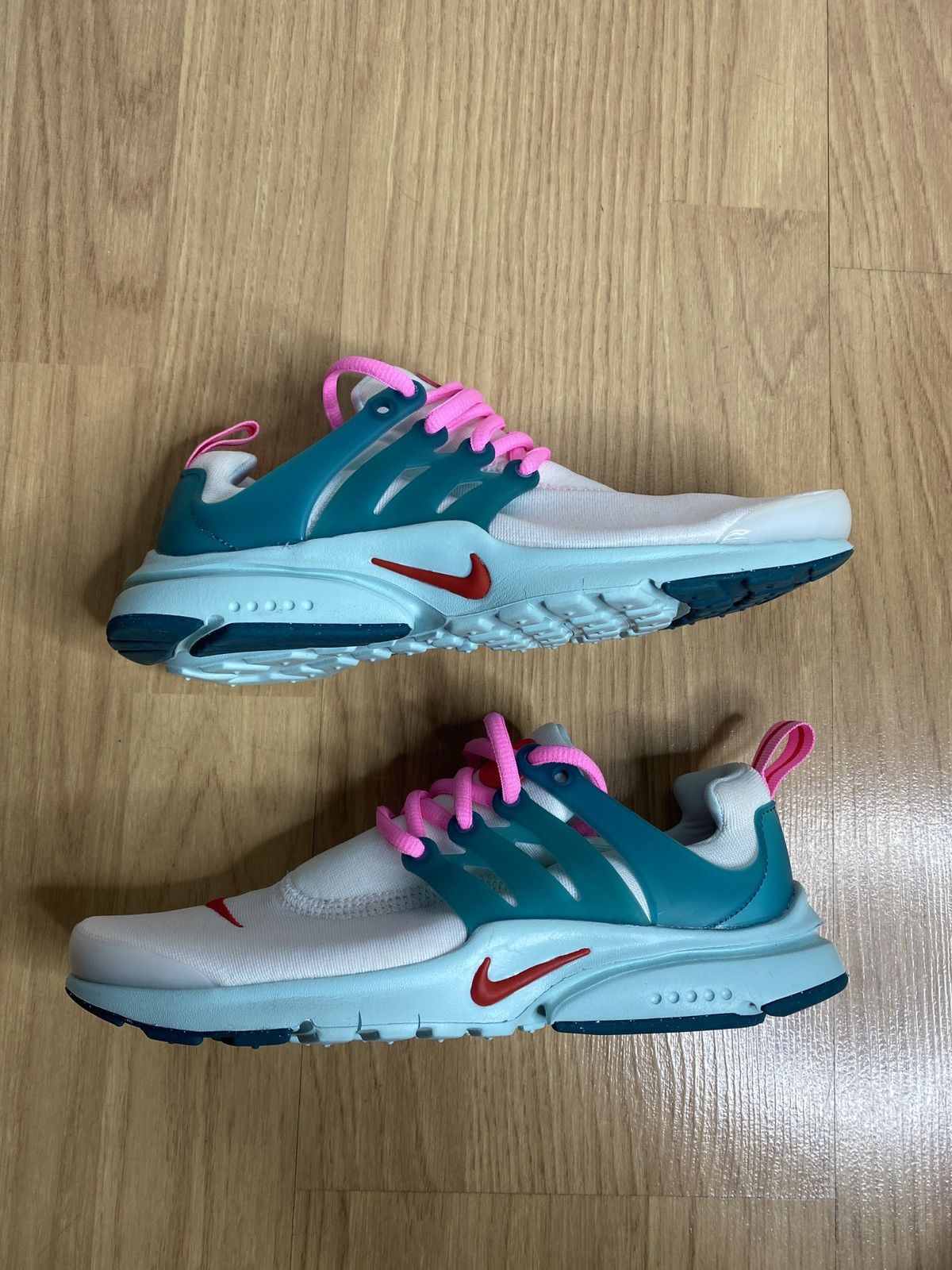 Nike Presto GS “White Jade Ice” Size US 6 / IT 36 - 1 Thumbnail