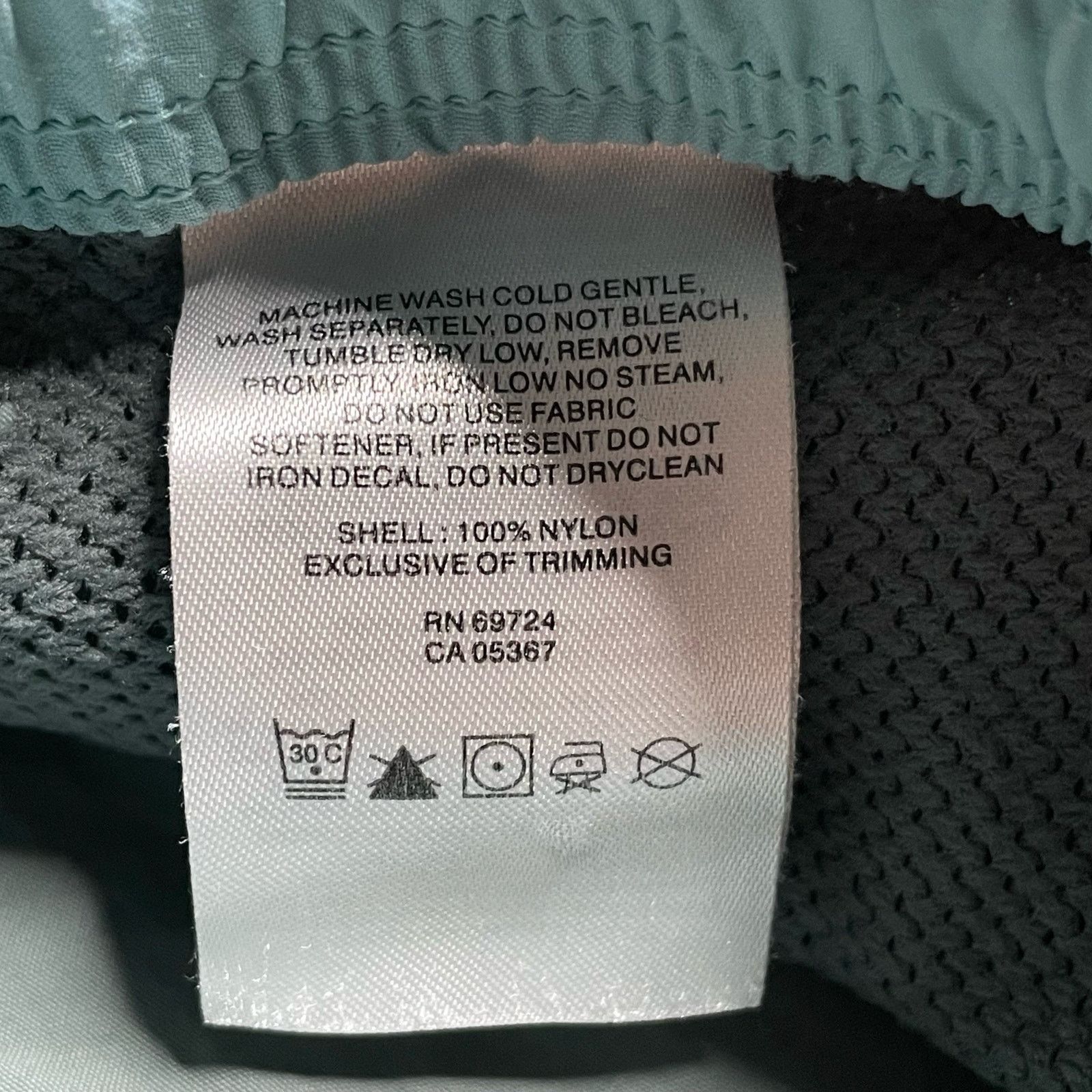 Columbia NWOT Columbia Shorts Size 26" / US 2 / IT 38 - 9 Thumbnail