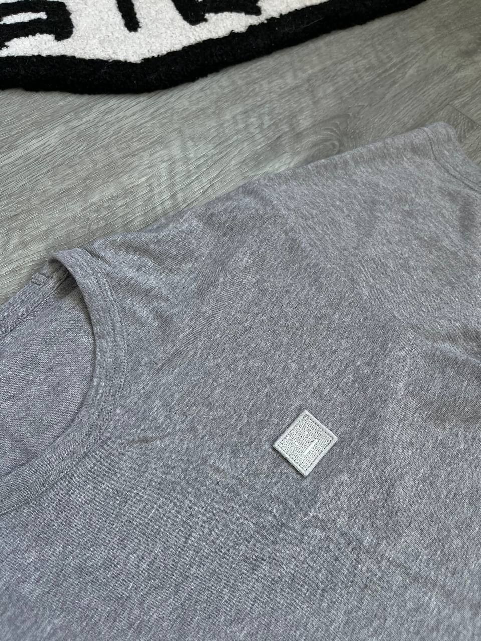 Acne Studios Acne Studios Logo Tee Grey Size US XS / EU 42 / 0 - 3 Thumbnail