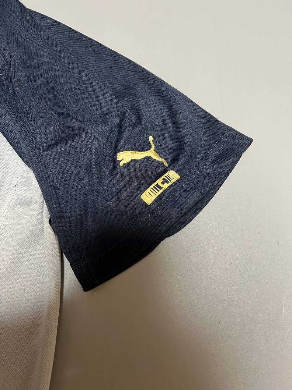 Puma Vintage Puma Camerounaise 2004-06 Training Jersey Size US XXL / EU 58 / 5 - 7 Thumbnail