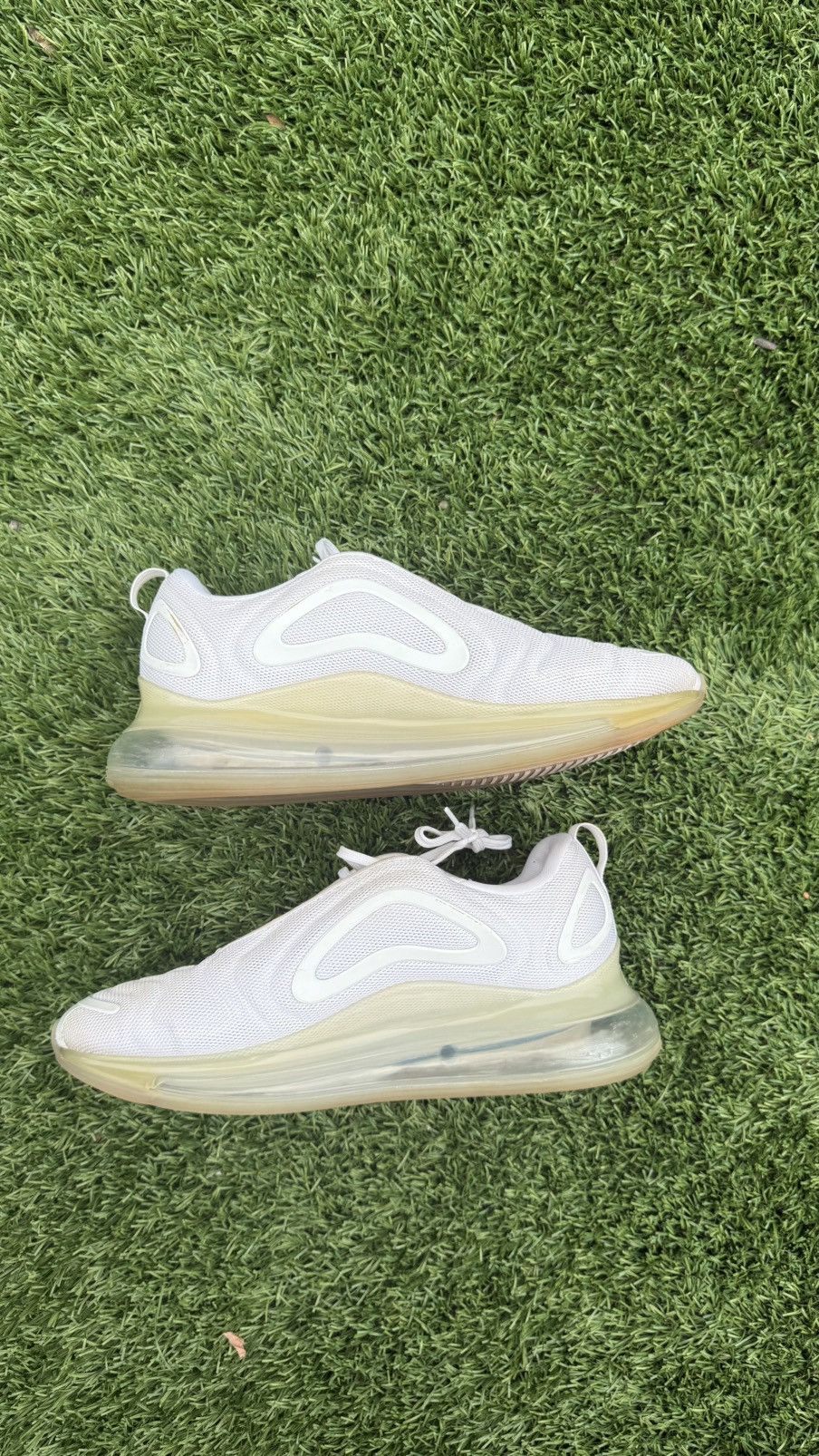 Nike Nike Air Max 720 ‘Metallic Platinum’ size 12 Size US 12 / EU 45 - 2 Thumbnail