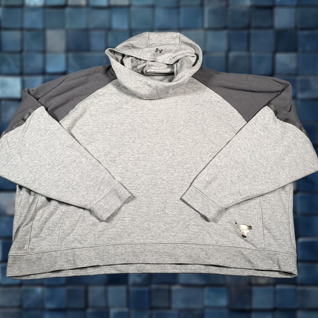 Under Armour VINTAGE Under Armour Hoodie Mens Small Gray Project Rock All Day Hustle Loose Fleece Size US S / EU 44-46 / 1 - 1 Thumbnail