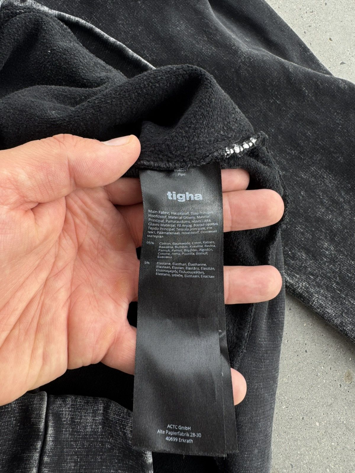 tigha Tigha Washed black luxury designer hoodie hype streetwear Size US L / EU 52-54 / 3 - 4 Thumbnail