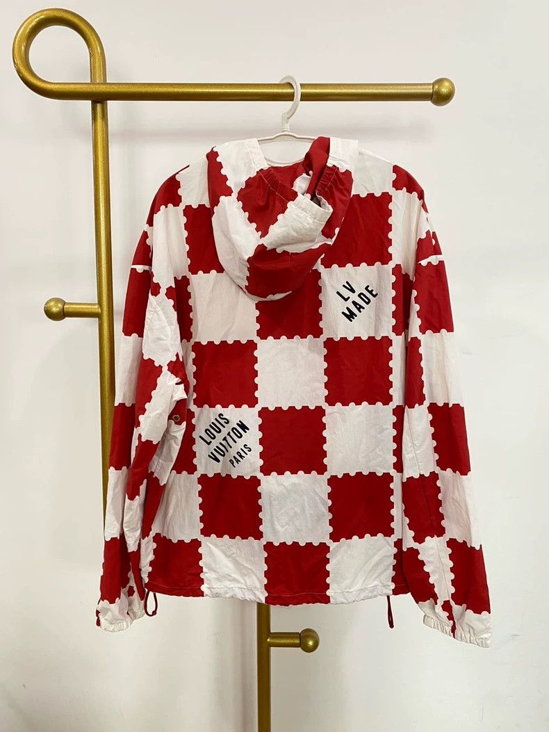 Louis Vuitton Louis Vuitton White and red checkerboard assault jacket Size US L / EU 52-54 / 3 - 2 Thumbnail