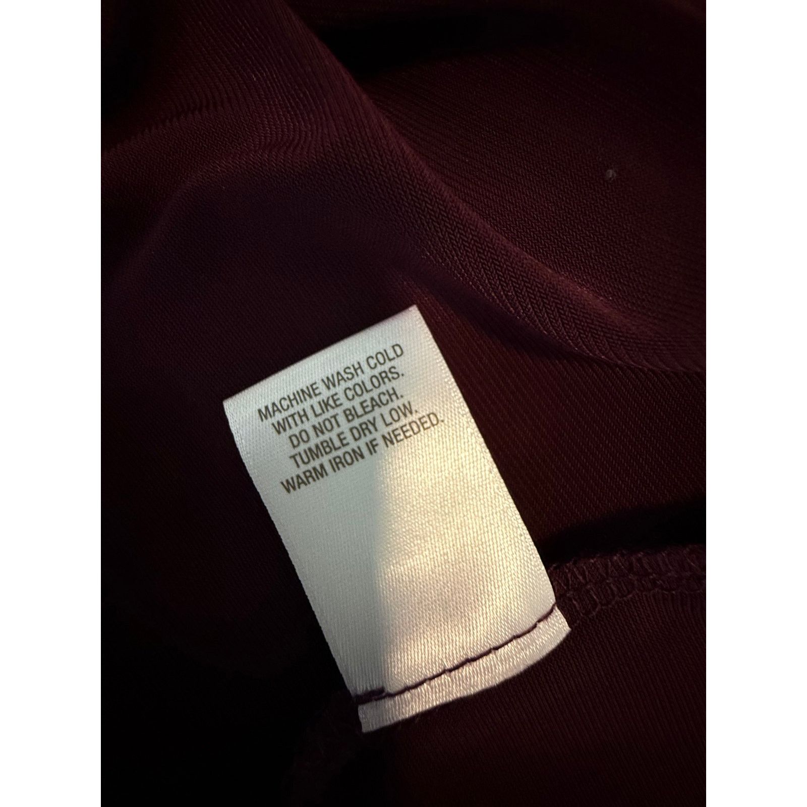 Other Dressbarn Burgundy Blouse Women Sleeveless Satin L - A021 Size L / US 10 / IT 46 - 6 Thumbnail