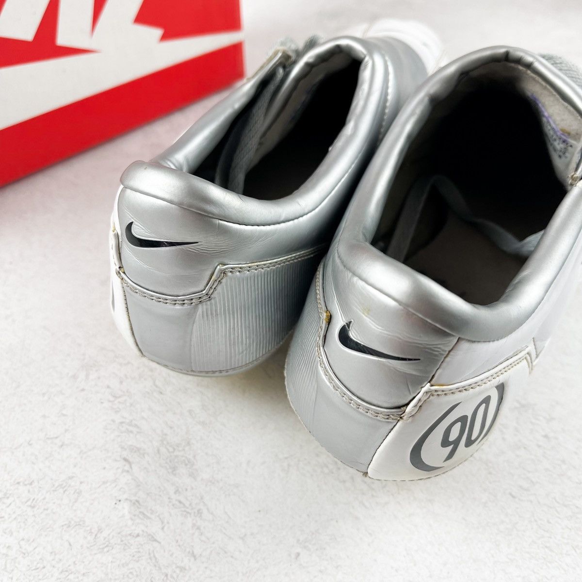 Nike Vintage 00s Nike Total 90 Air Silver Football Boots 2005 Size US 11 / EU 44 - 3 Thumbnail