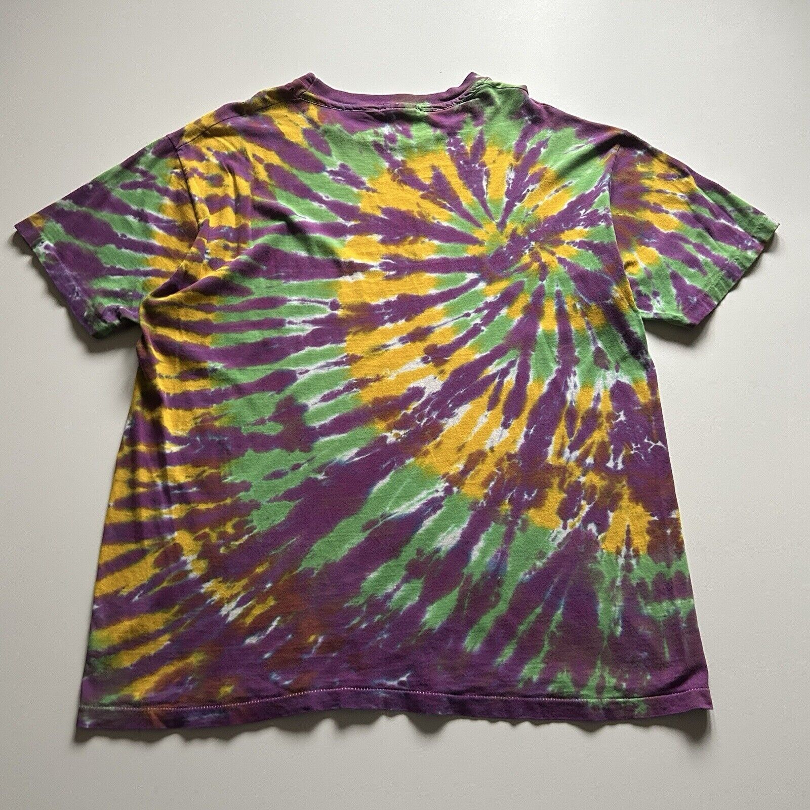 Vintage Vintage 90s Tie Dye Spiral Patterned Hippie T Shirt XL Rare Size US XL / EU 56 / 4 - 5 Thumbnail