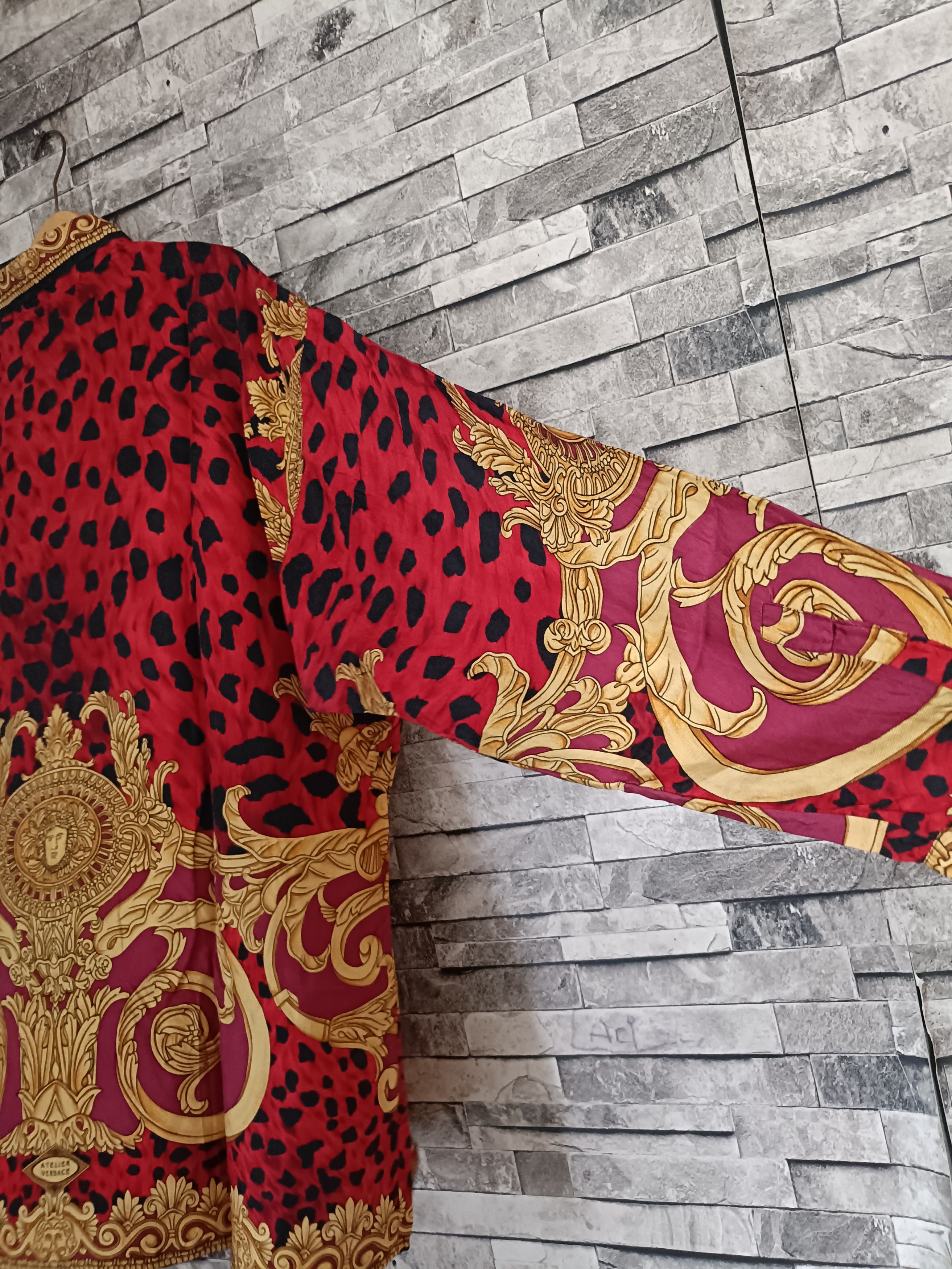 Versace Vintage archived Gianni Versace leopard baroque silk shirt Size US L / EU 52-54 / 3 - 9 Thumbnail