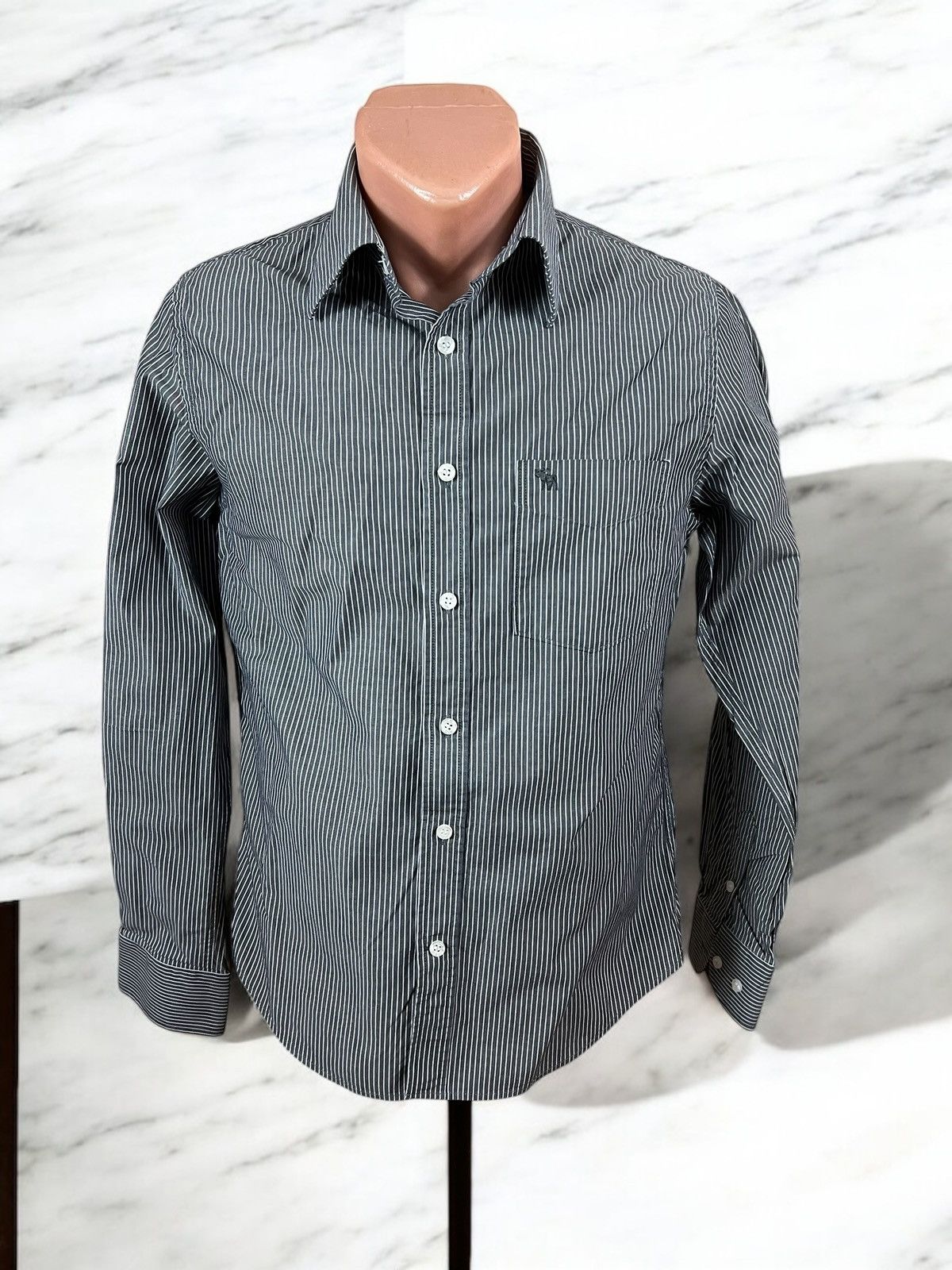 Abercrombie & Fitch Abercombie & Fitch striped shirt size M Size US M / EU 48-50 / 2 - 1 Thumbnail
