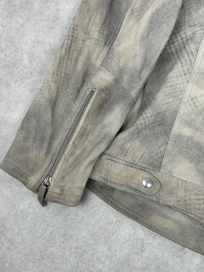Giorgio Armani SS2012 Giorgio Armani Beige Grey Eroded Suede Leather Brut Jacket Size US L / EU 52-54 / 3 - 10 Thumbnail