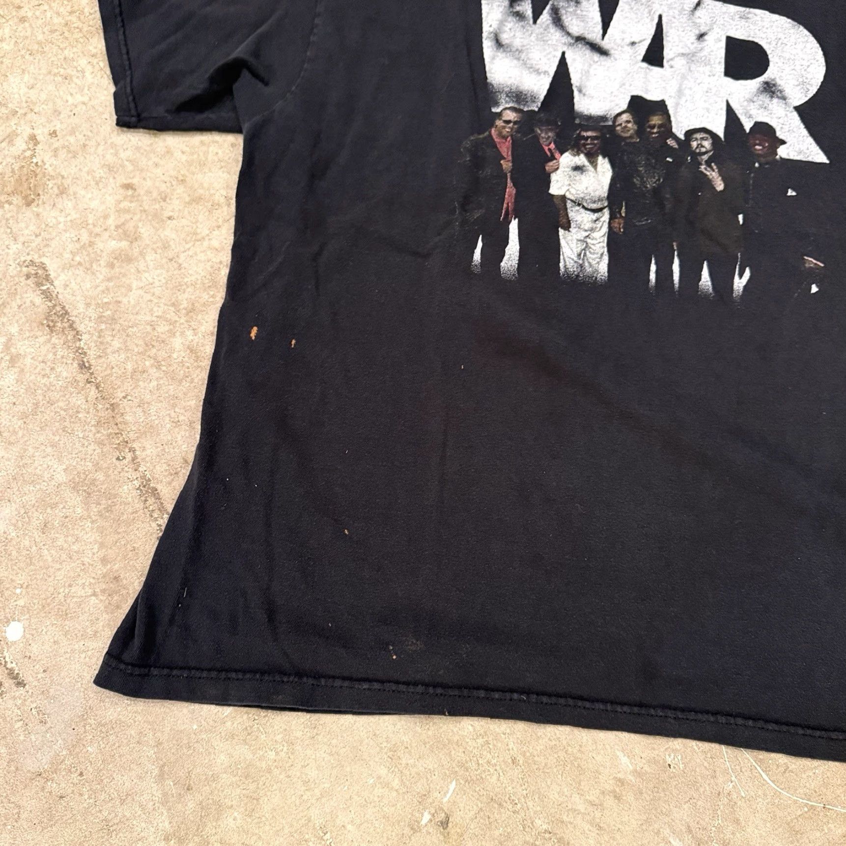 Vintage VINTAGE War Tower of Power 2011 Concert Band Tshirt Mens 2XL FADED Black Size US XXL / EU 58 / 5 - 4 Thumbnail