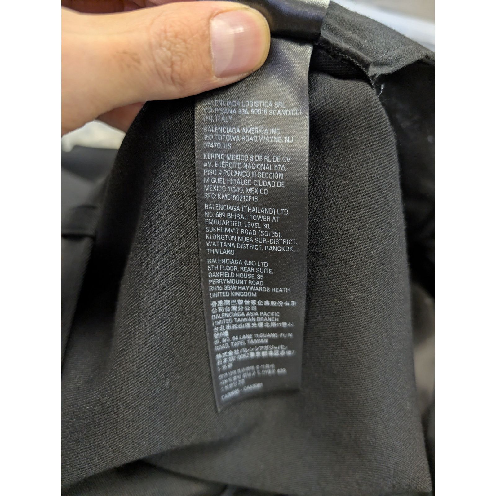 Balenciaga o1rshd1 Unisex Dry Wool Twill Tailored Pants in Black Size US 30 / EU 46 - 20 Thumbnail
