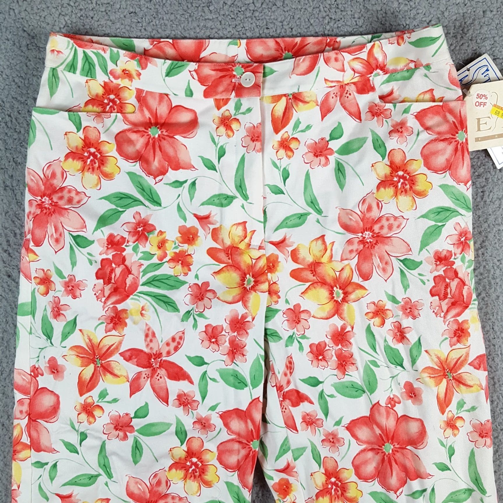 Vintage Vintage Y2K Peach Flower Floral Capris Women's Size 8 Retro Capri Chino Pants Size 30" / US 8 / IT 44 - 2 Thumbnail