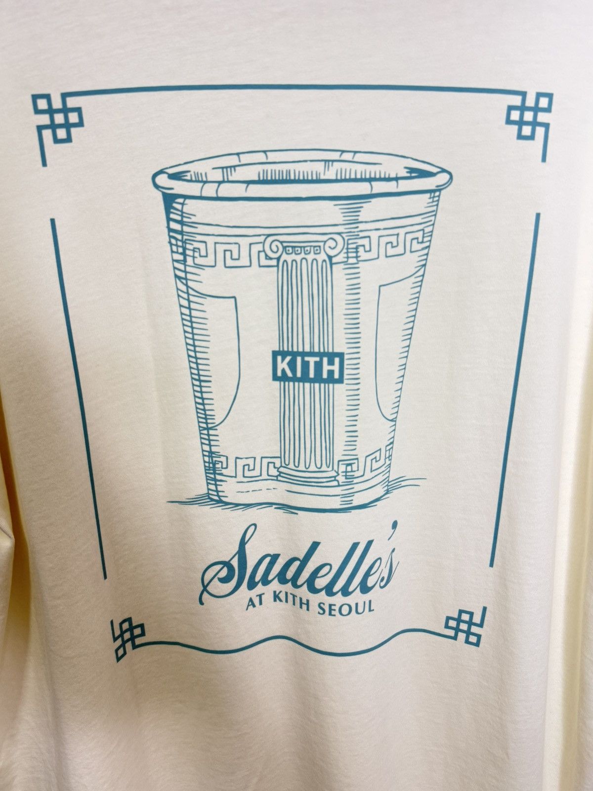 Kith Kith Sadelle’s Seoul Tee Size US L / EU 52-54 / 3 - 4 Thumbnail