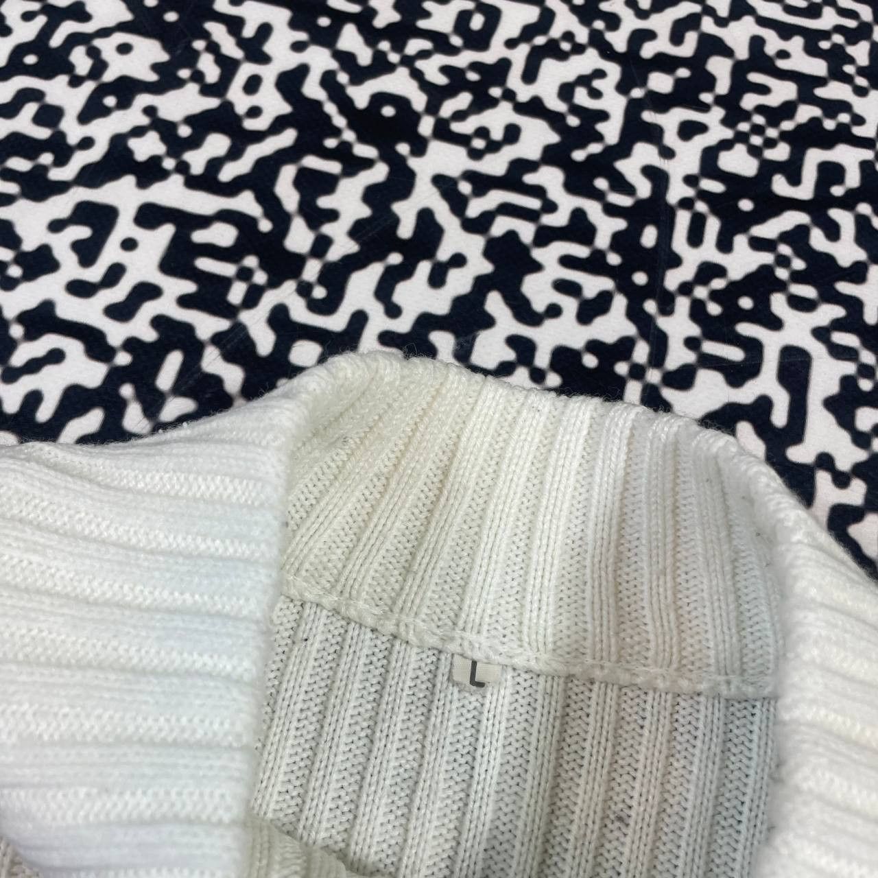Japanese Brand Vintage Y2k Japanese Style Stripe Retro Anstract Zip Sweater Size US L / EU 52-54 / 3 - 15 Thumbnail