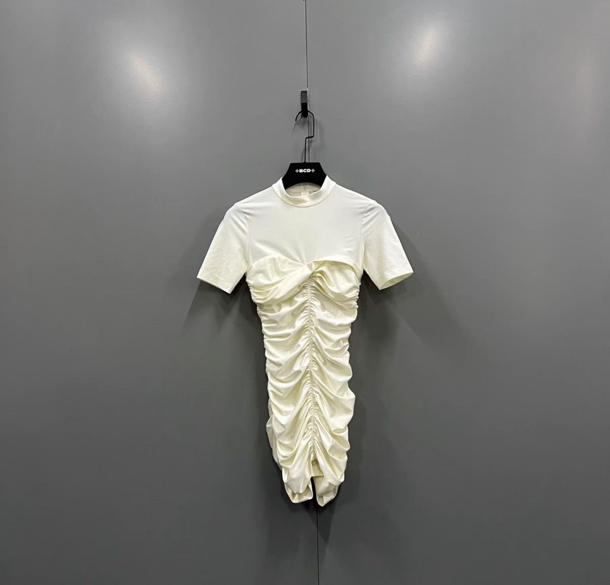 Alexander Wang Alexander Wang off-white ruched dress J41 Size XS / US 0-2 / IT 36-38 - 1 Thumbnail