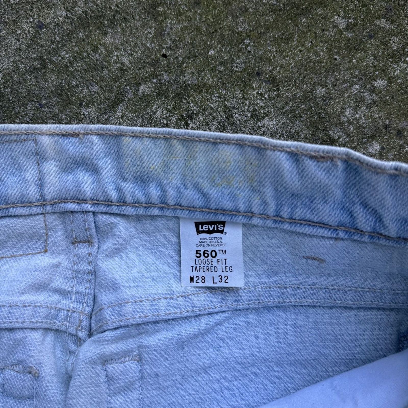 Levi's VINTAGE 90s LEVI’S 560 MADE IN USA LOOSE TAPERED DENIM JEANS Size US 27 - 5 Thumbnail