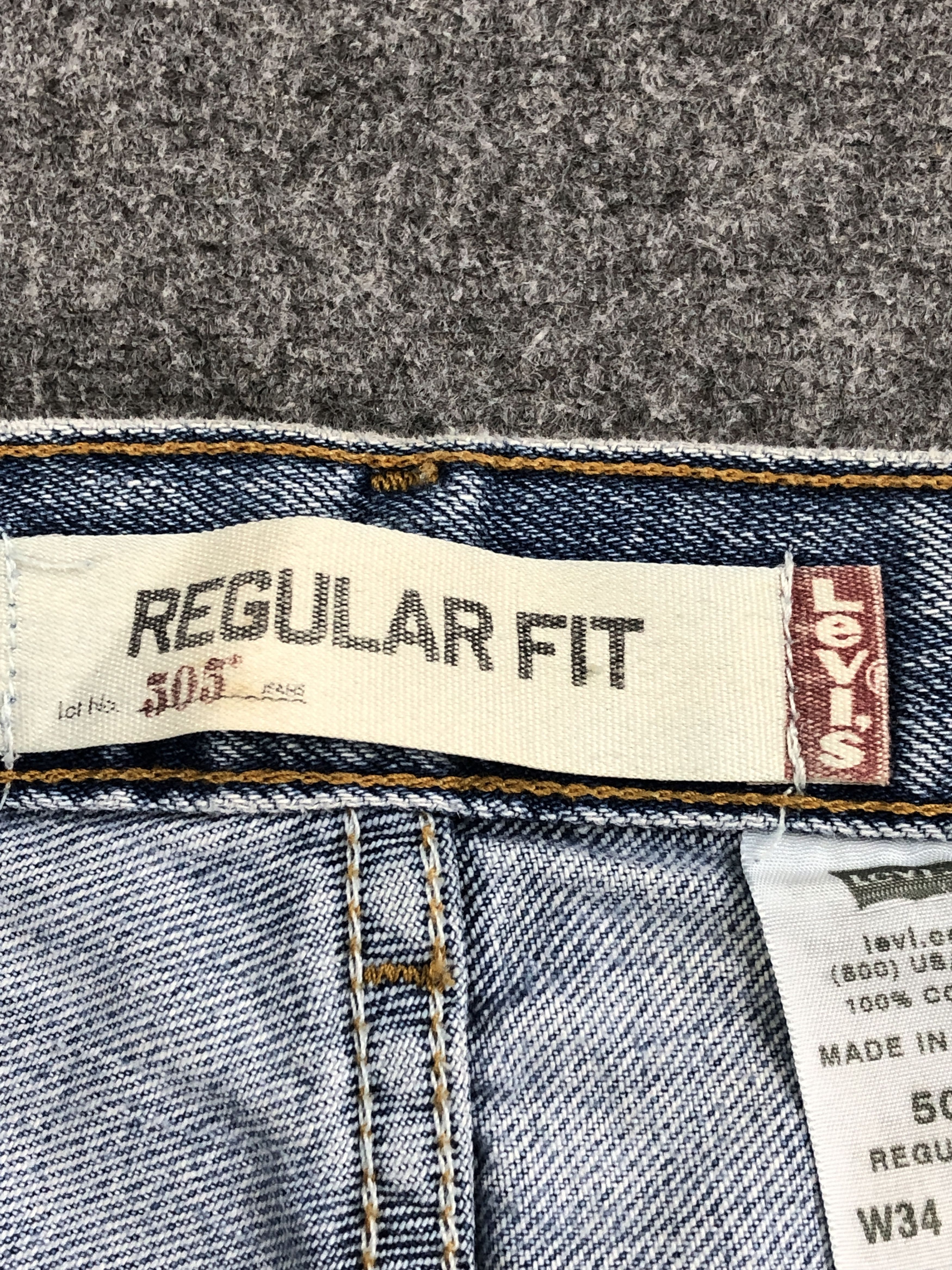 Levi's Vintage Distressed Levis 505 Light Wash Jeans DP2528 Size US 33 - 9 Thumbnail