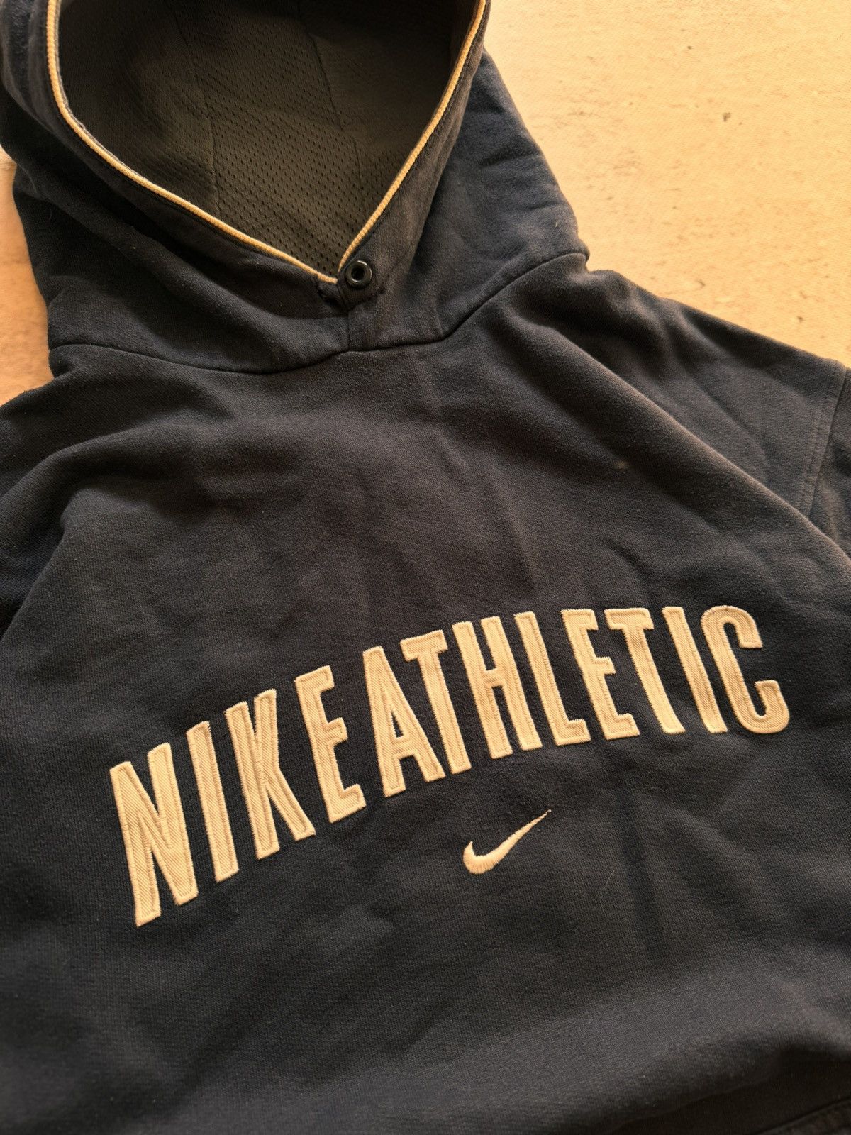Nike × Vintage NIKE VINTAGE CENTER LOGO OVERSIZE BOXY HOODIE Size US S / EU 44-46 / 1 - 3 Thumbnail