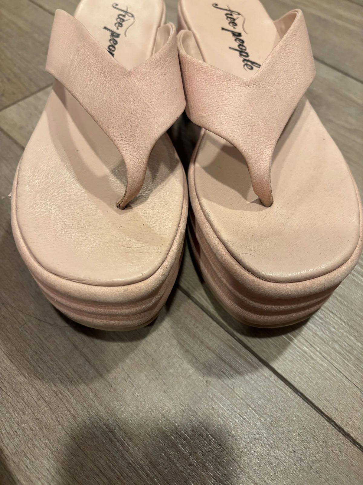 Free People Free People Women's Platform Flip Flop Sandals sz 6 Size US 6 / IT 36 - 7 Thumbnail
