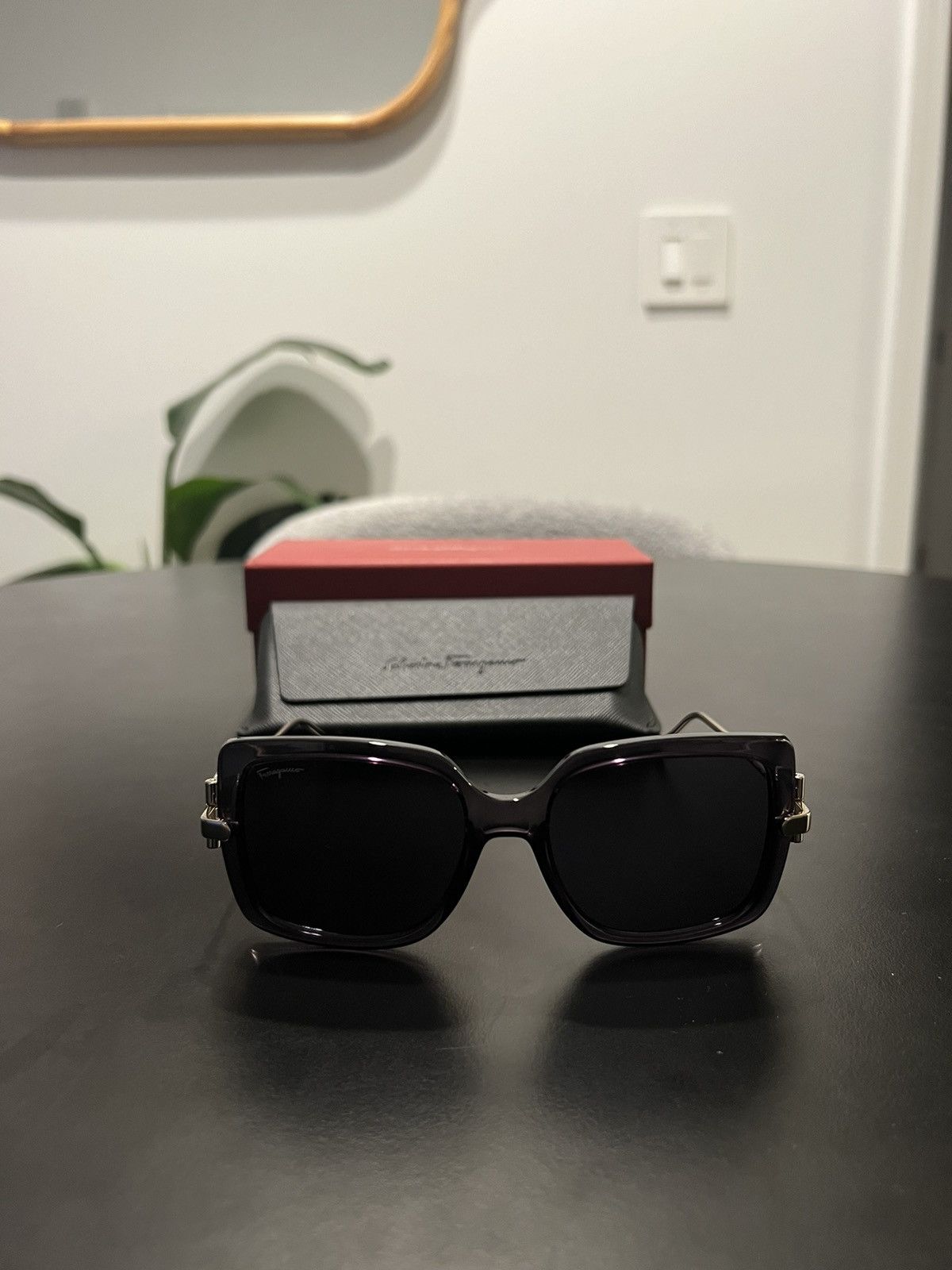 Gucci Salvatore Ferragamo Size ONE SIZE - 1 Thumbnail