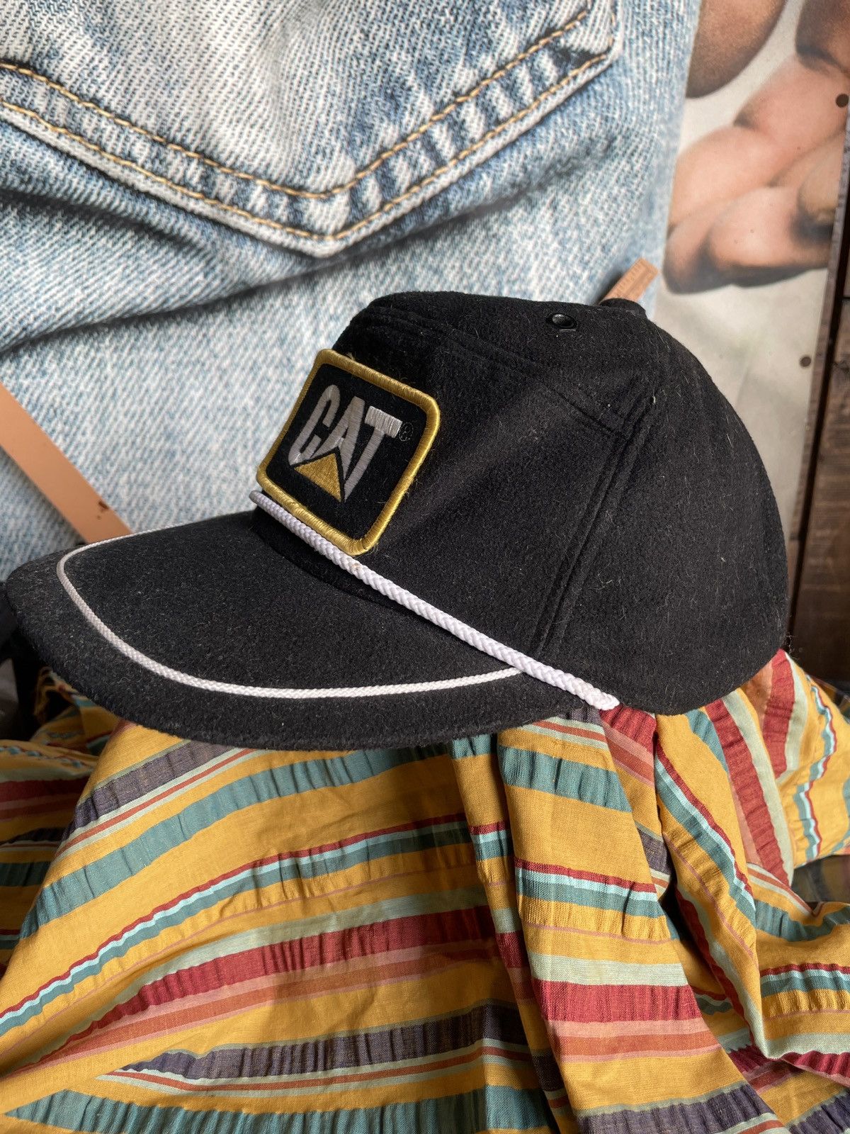 Caterpillar × Vintage Vintage CAT Caterpillar USA Trucker Hat with Patch Machinery Size ONE SIZE - 4 Thumbnail