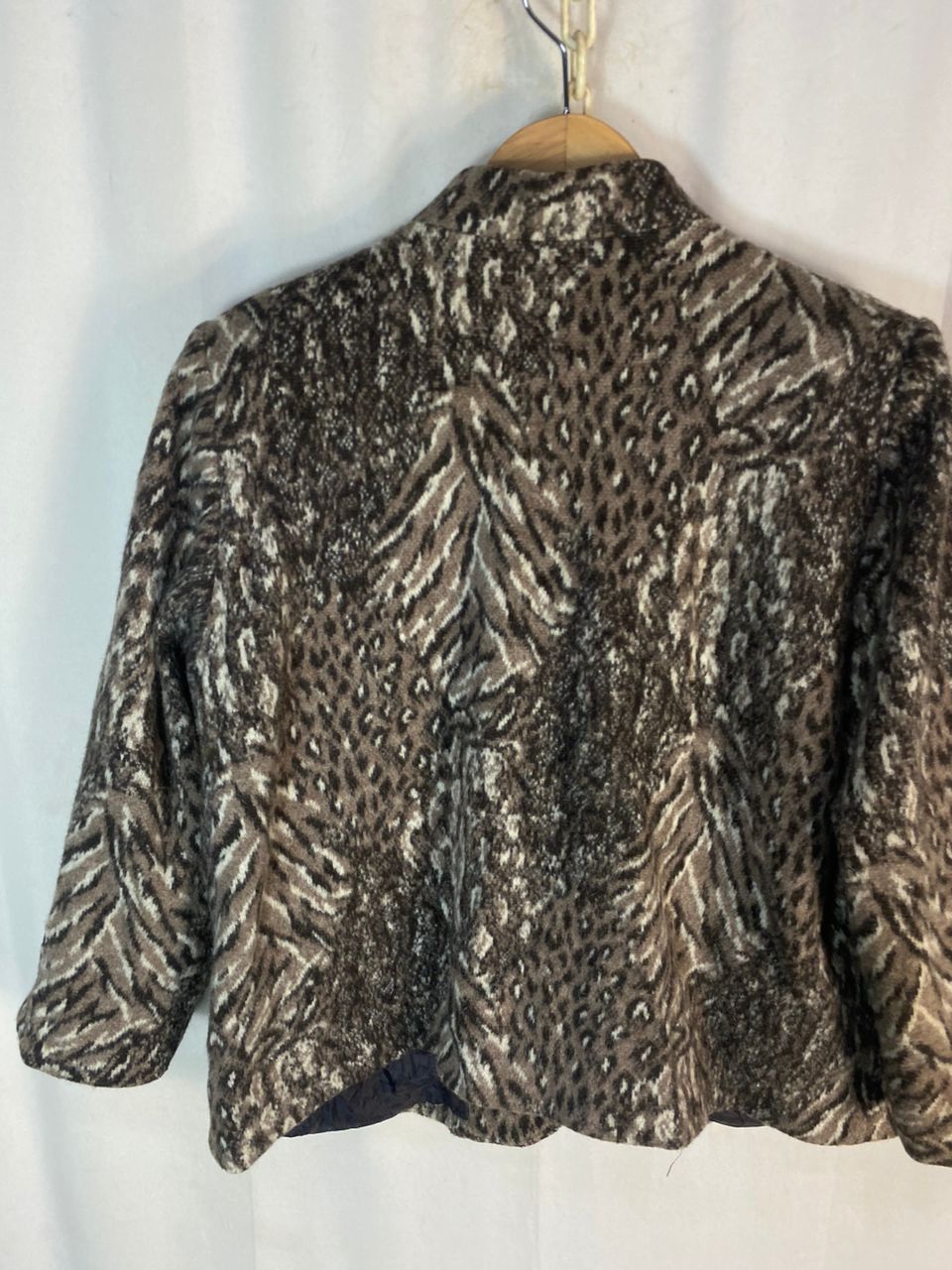 Japanese Brand Leopard fullprint button up jacket by Tokyo look Size L / US 10 / IT 46 - 12 Thumbnail