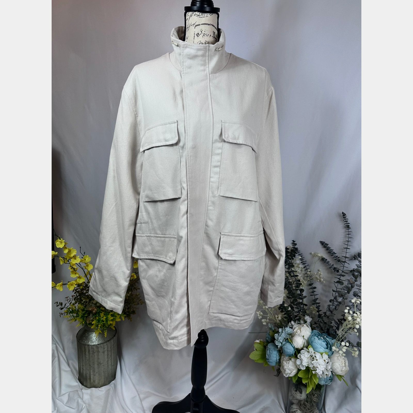 PIOMBO MP Piombo Safari 4 Flap Pocket Jacket Concealed zip size S Size US S / EU 44-46 / 1 - 3 Thumbnail