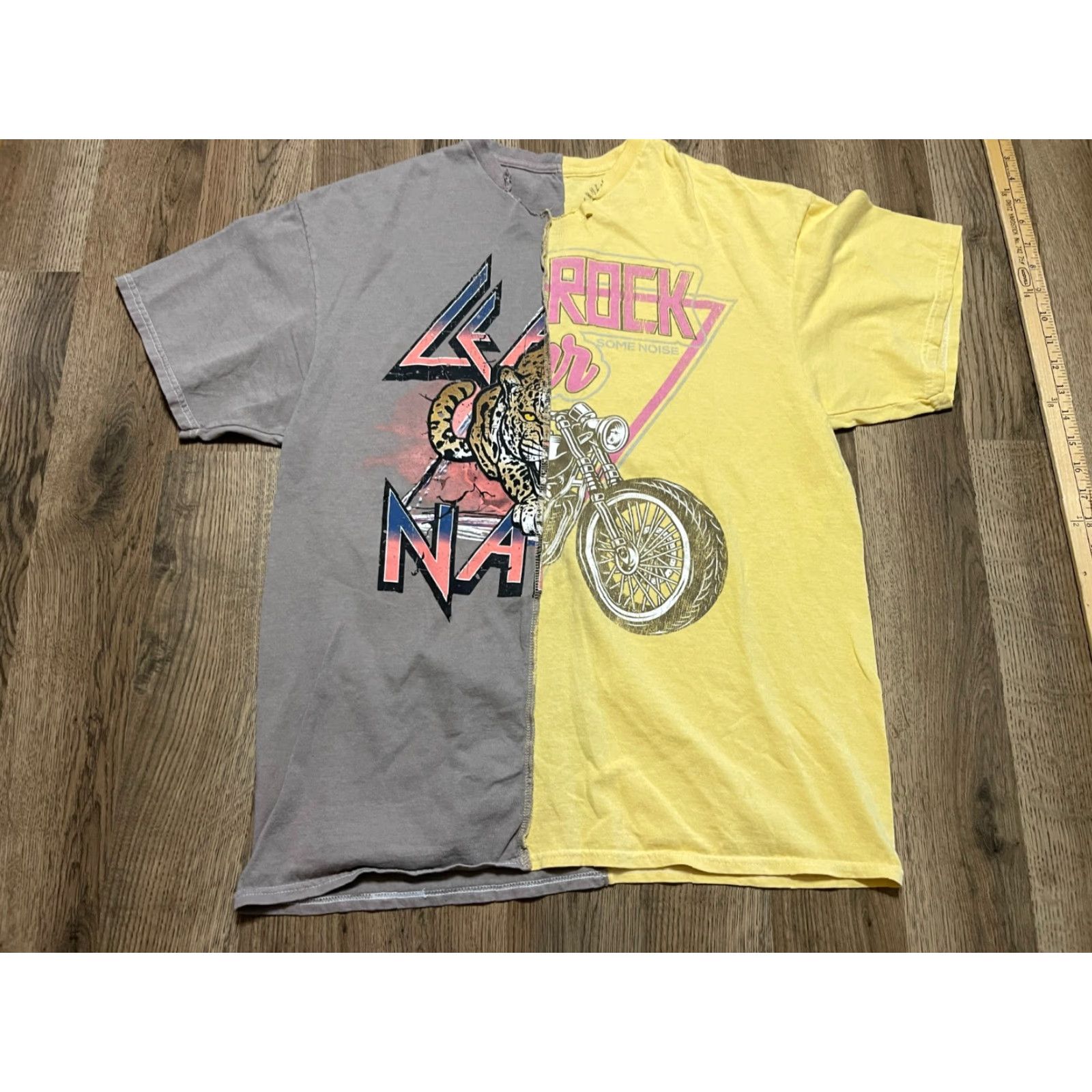 Vintage Trust The Universe Shirt Women's Large Yellow Gray Def Lepard Size L / US 10 / IT 46 - 2 Thumbnail