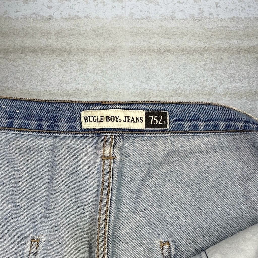 Bugle Boy Vintage 90s Bugle Boy Carpenter Jean Shorts 42x13 Light Wash Size US 42 / EU 58 - 4 Thumbnail