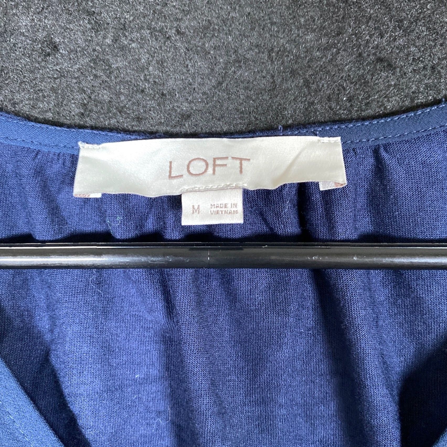 Loft LOFT Womens Blouse Blue Long Sleeve V Neck Button Front Woven Medium Size M / US 6-8 / IT 42-44 - 6 Thumbnail