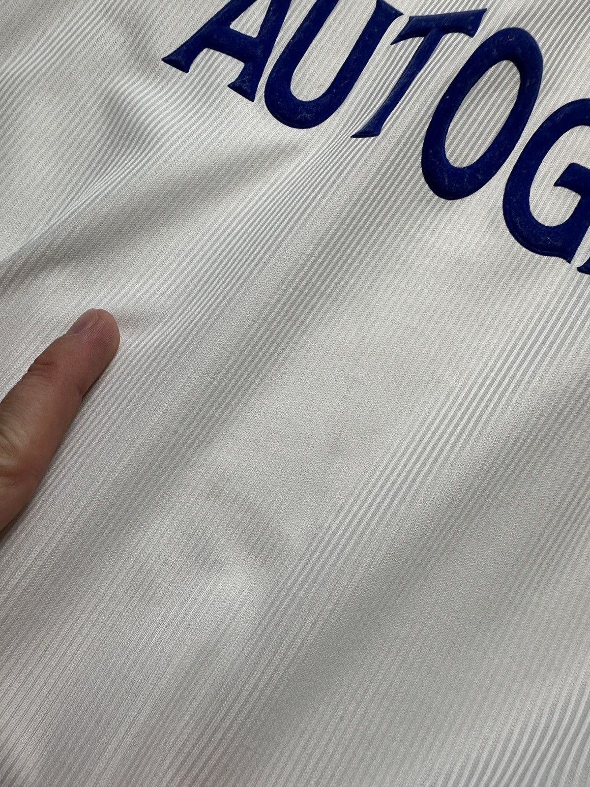Chelsea Soccer × Umbro × Vintage Vintage Umbro Chelsea soccer jersey white rare L logo Size US M / EU 48-50 / 2 - 3 Thumbnail