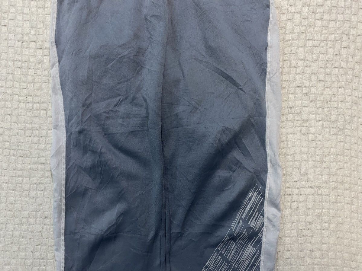 Carhartt Wip × Nike VINTAGE NIKE 90S BAGGY WIDE LEG SWOOSH TRACK PANTS Y2K Size US 30 / EU 46 - 6 Thumbnail