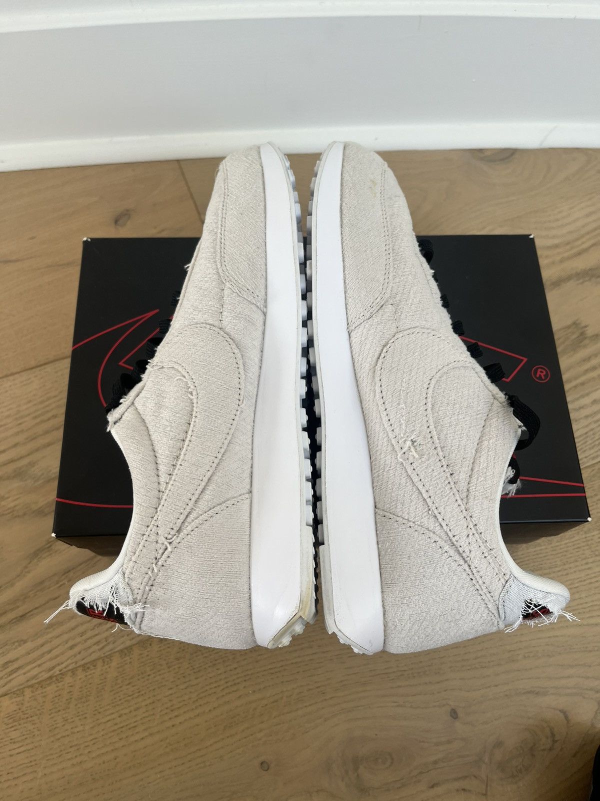 Nike Nike Stranger Things Size US 10.5 / EU 43-44 - 4 Thumbnail