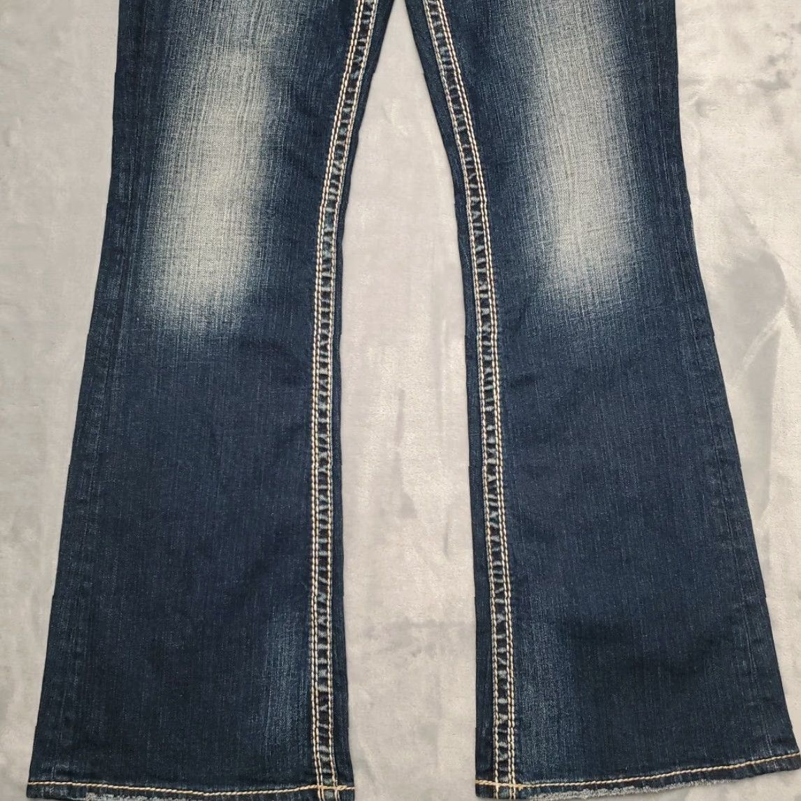 Silver Jeans Co. VINTAGE Silver Jeans Womens 26x31 Lola Bootcut Stretch Thick Stitch Cowboy Jeans Blue Solid Denim Inseam 31in Pockets Belt Loops Mens Women Girls Size 26" / US 2 / IT 38 - 2 Thumbnail