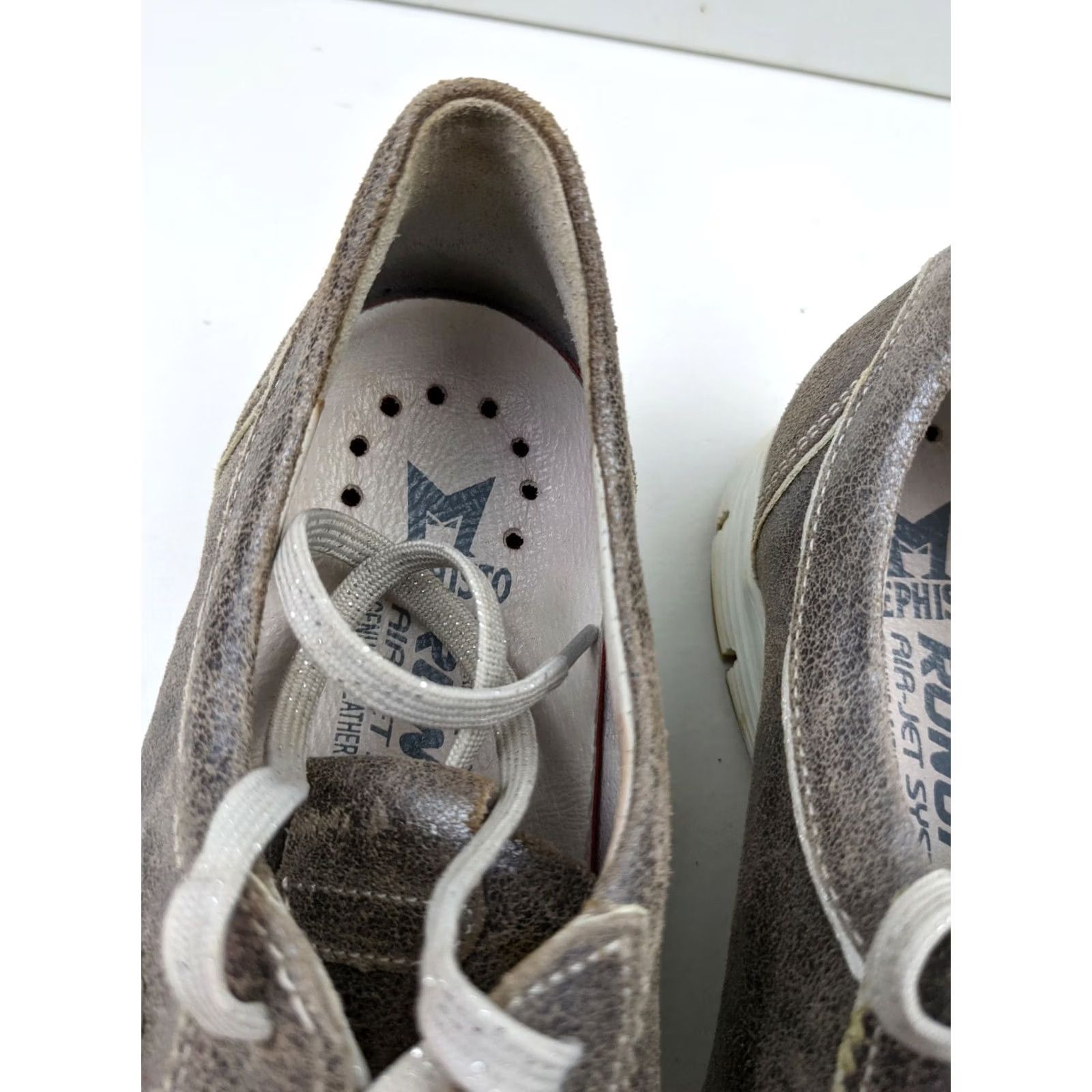 Mephisto Mephisto Runoff Air Jet Sneakers Women's Silver Crackled Leather Lace Up Sz US 7 Sneaker Walking Comfort Size US 7 / IT 37 - 4 Thumbnail